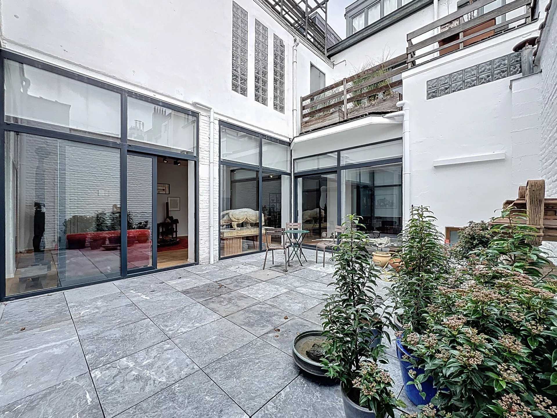 Uccle  - House 6 Bedrooms