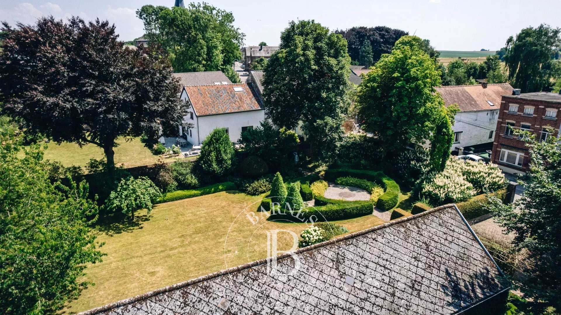 Hannut  - Finca 34 Cuartos 4 Habitaciones