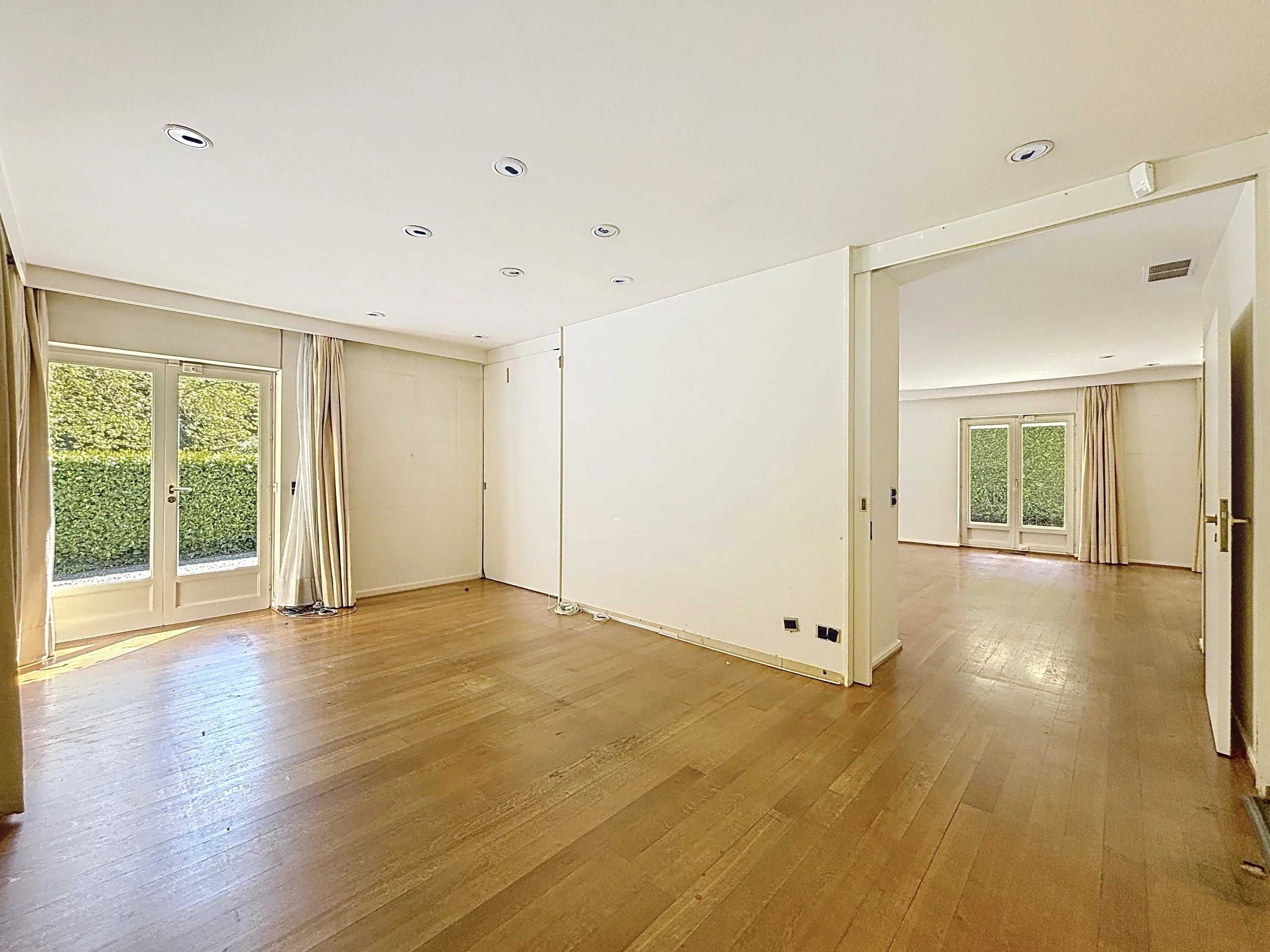 Uccle  - Villa 6 Pi&egrave;ces 4 Chambres