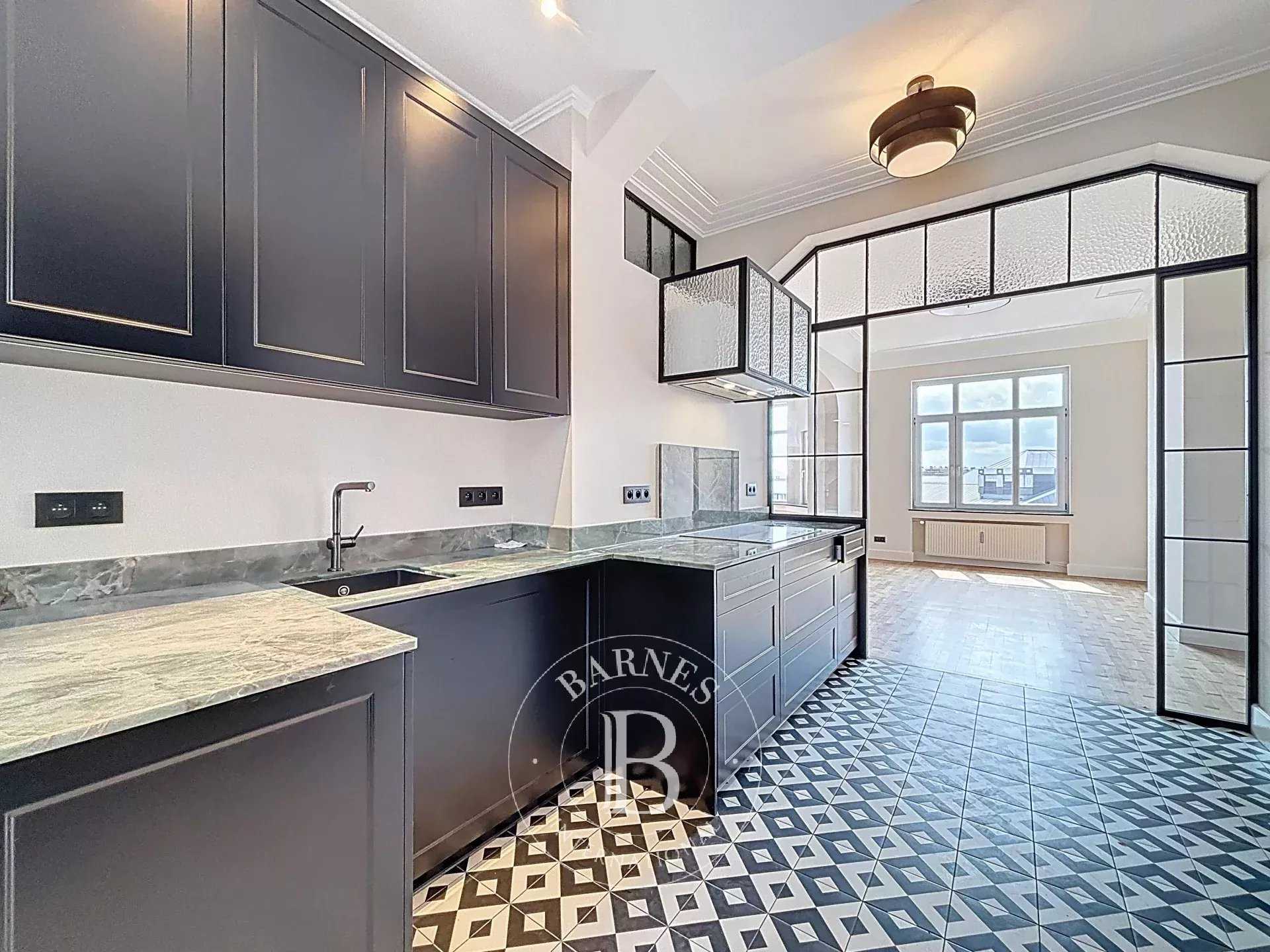 Schaerbeek  - Apartment 3 Bedrooms