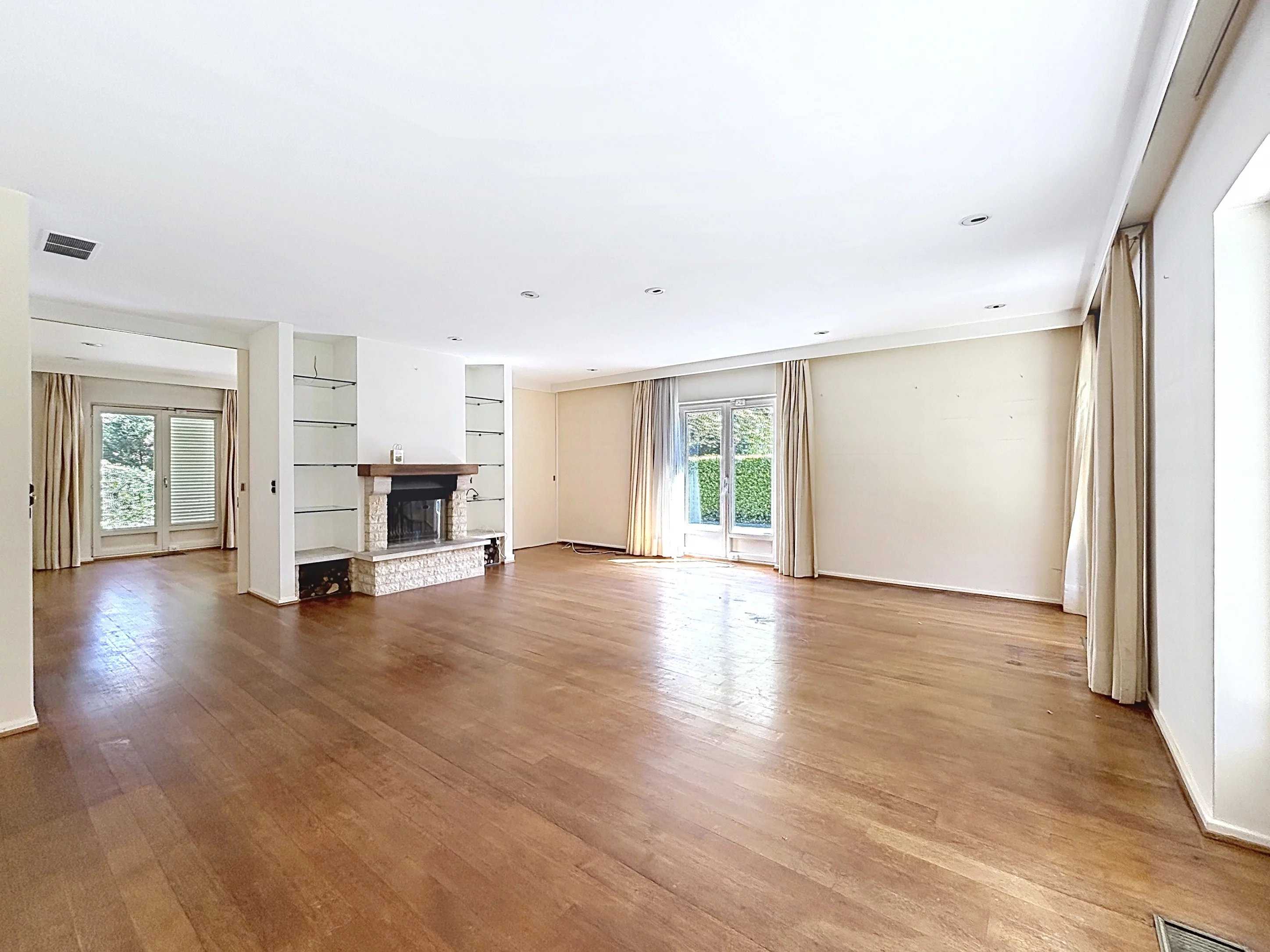 Uccle  - Villa 6 Pi&egrave;ces 4 Chambres