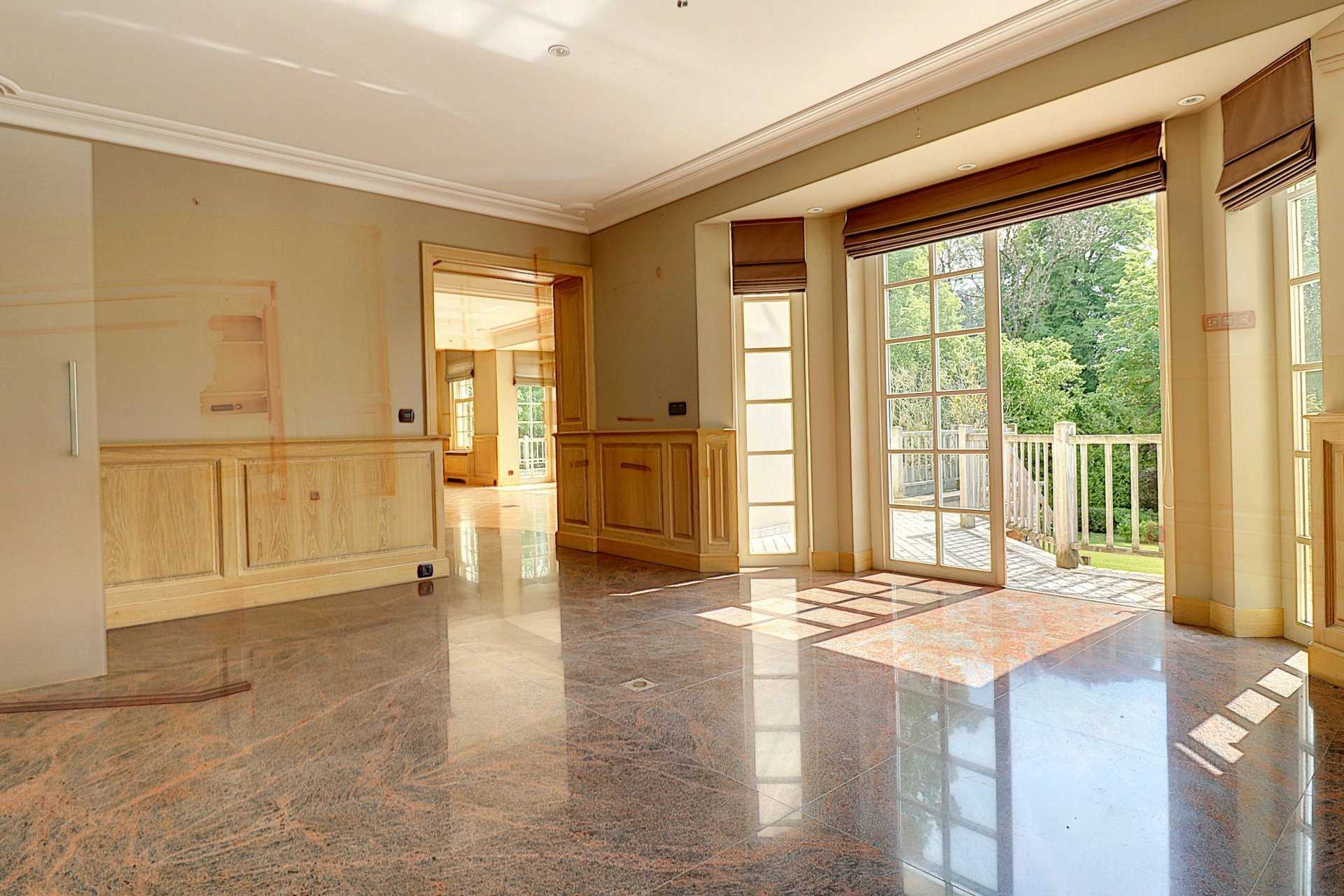 Uccle  - House 6 Bedrooms