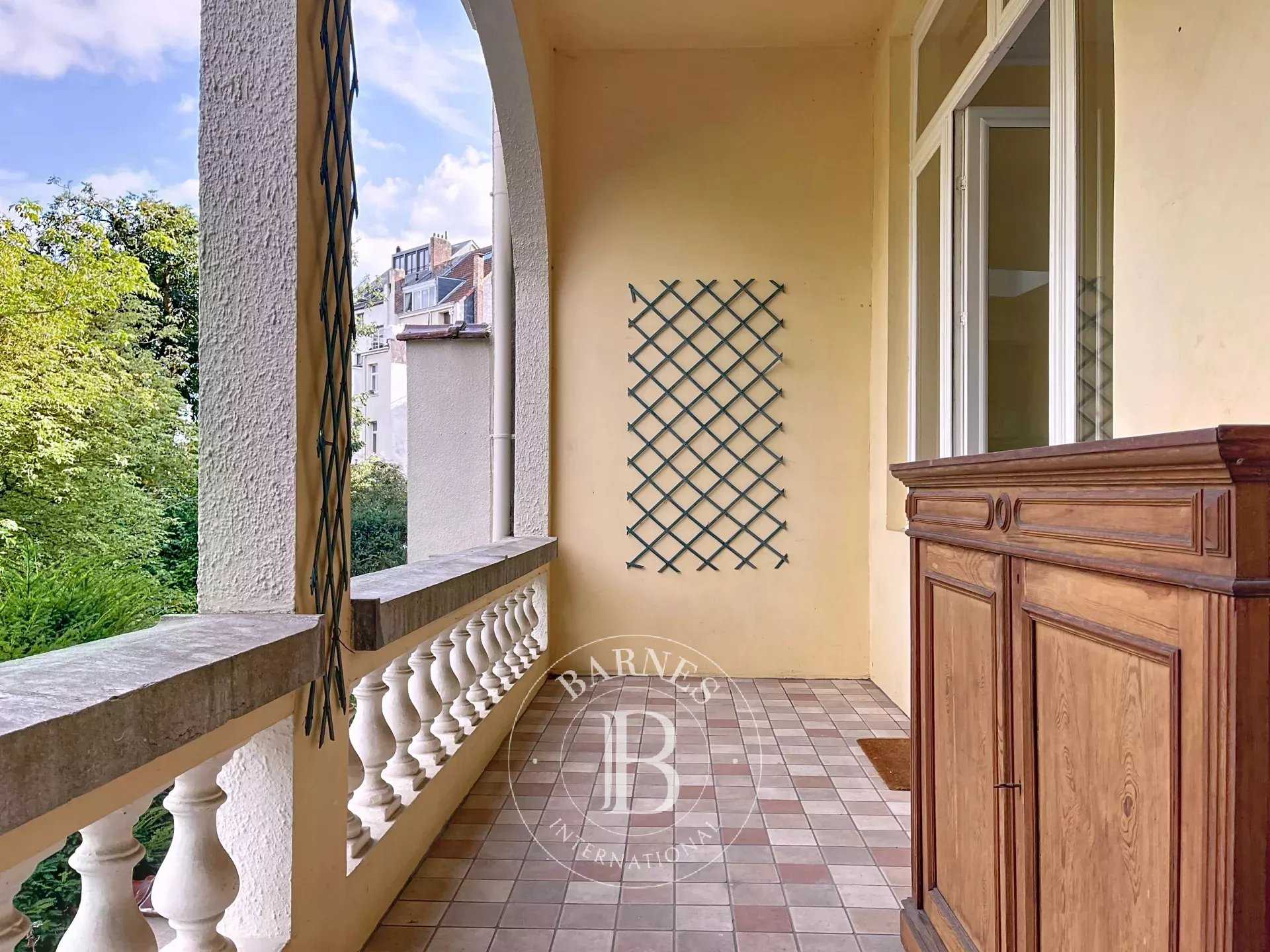 Forest  - Appartement 11 Pi&egrave;ces 3 Chambres