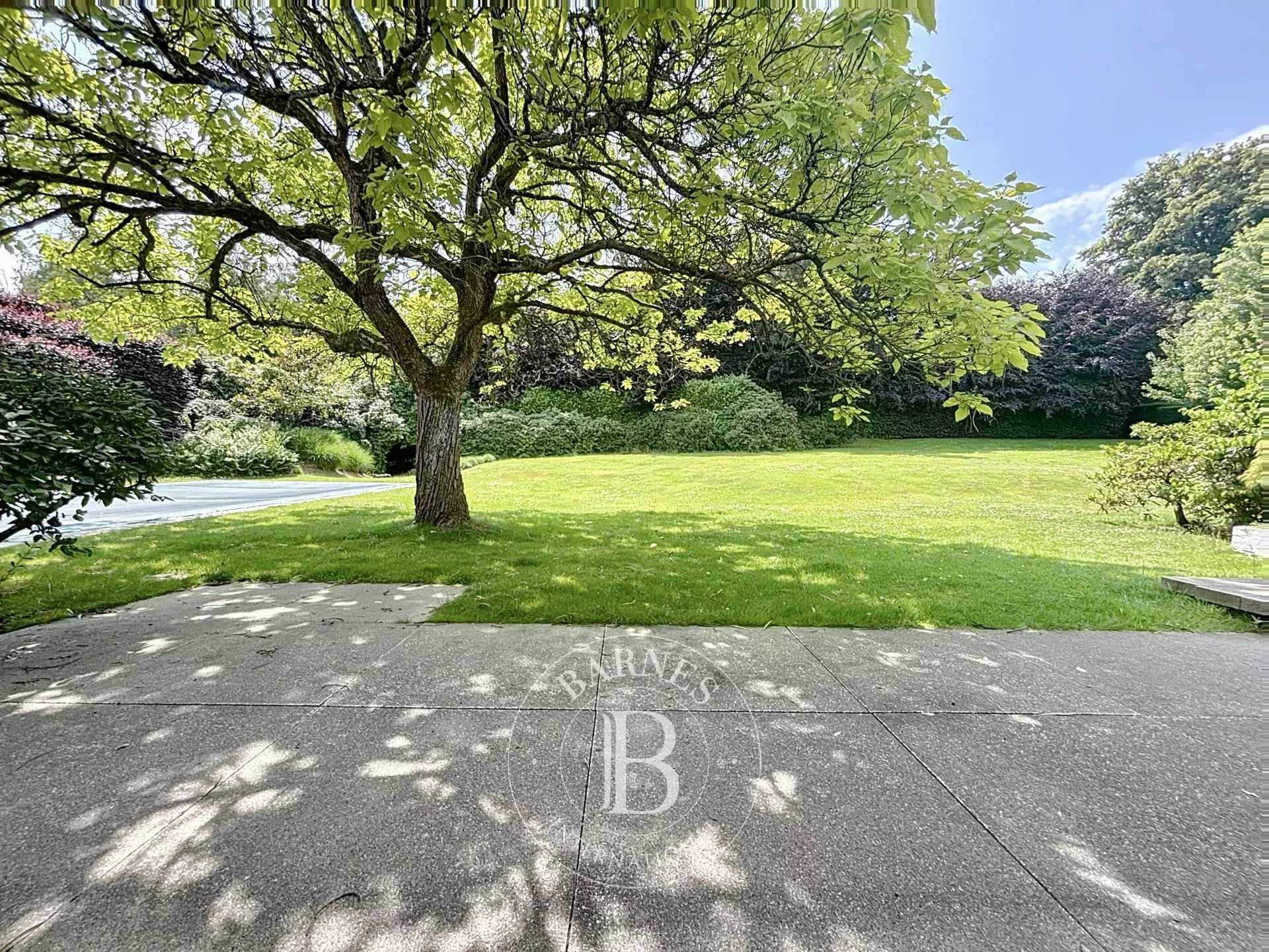 Uccle  - House 5 Bedrooms