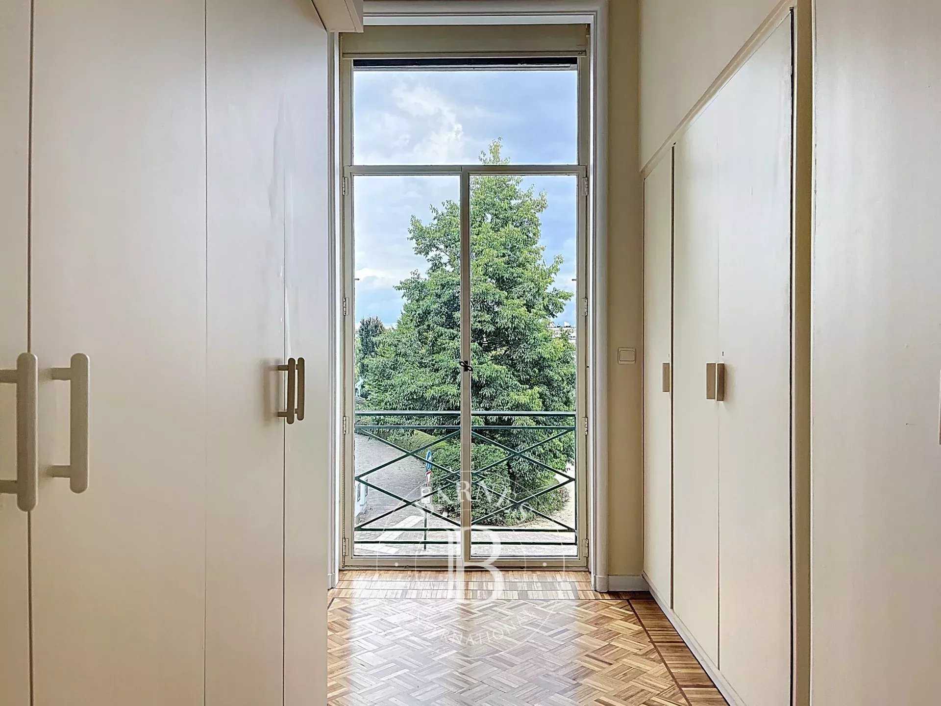 Bruxelles  - Duplex 3 Bedrooms