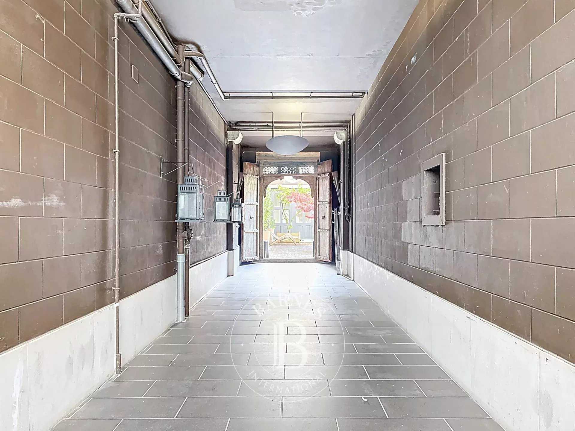 Ixelles  - Maison 6 Pi&egrave;ces 2 Chambres