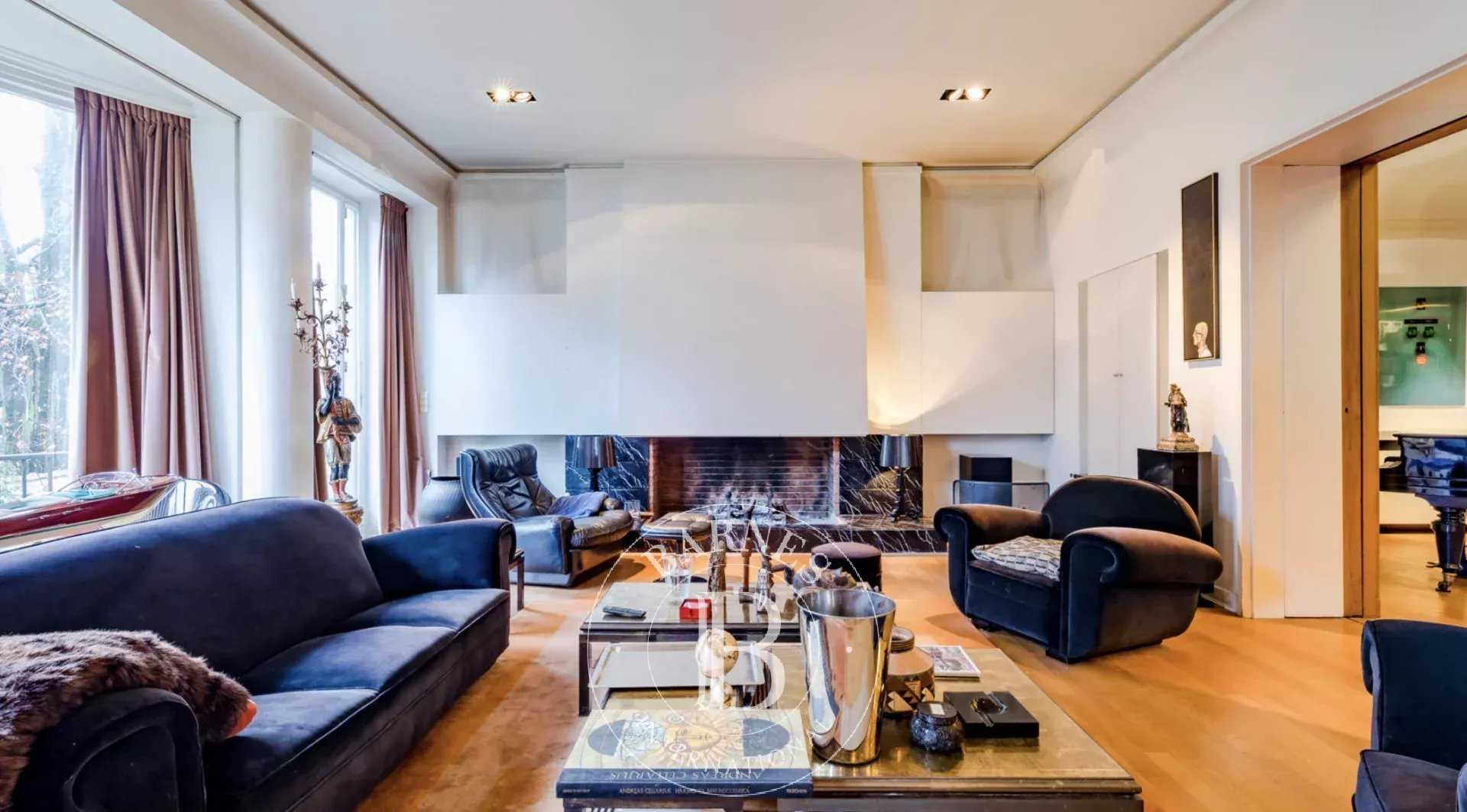 Ixelles  - House 9 Bedrooms