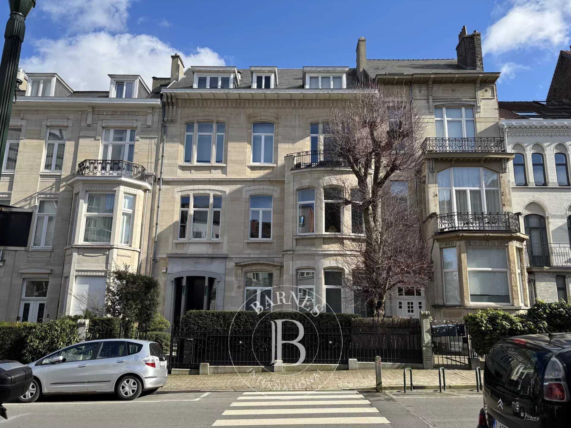 Hôtel particulier Ixelles  -  ref 85674336 (picture 2)