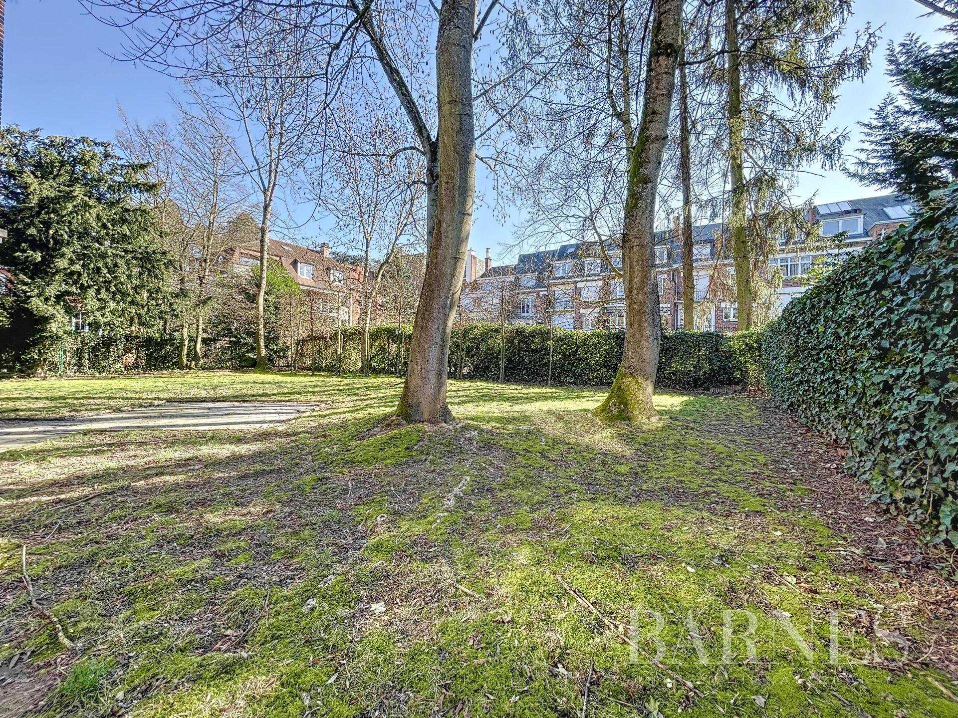 Maison Ixelles  -  ref 8102565 (picture 2)