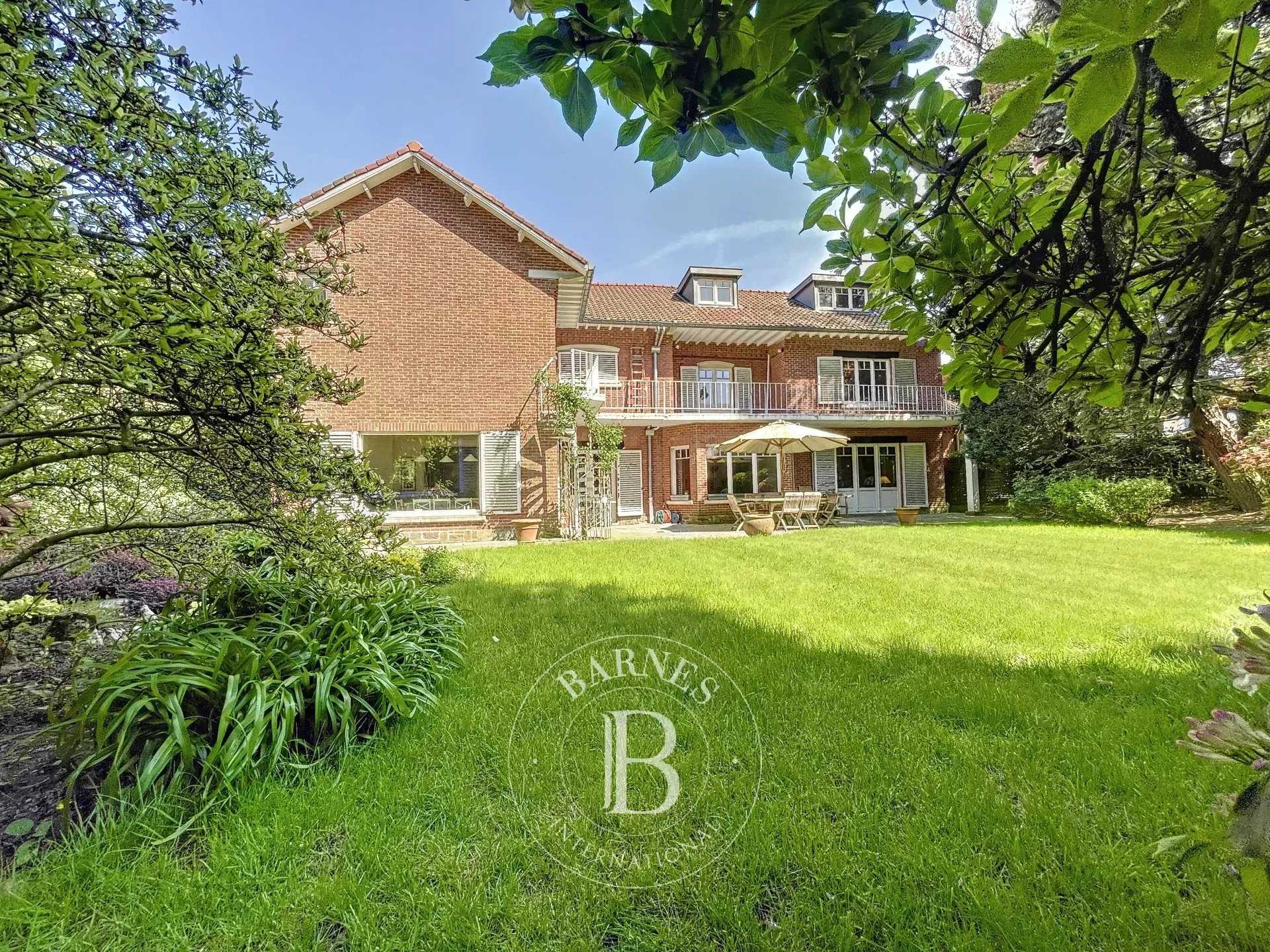 Villa Uccle  -  ref 82556653 (picture 1)