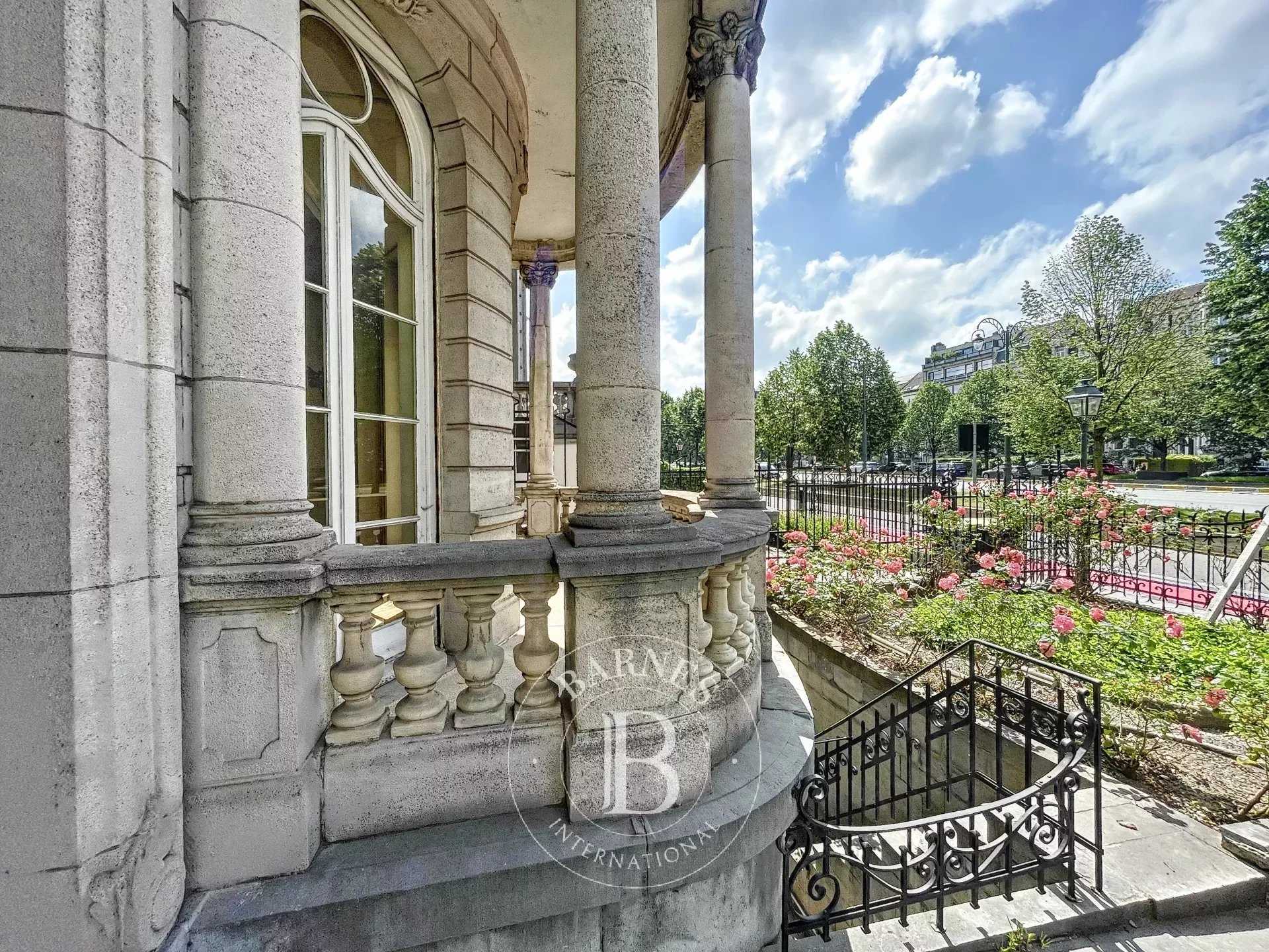 Hôtel particulier Etterbeek  -  ref 84270961 (picture 1)