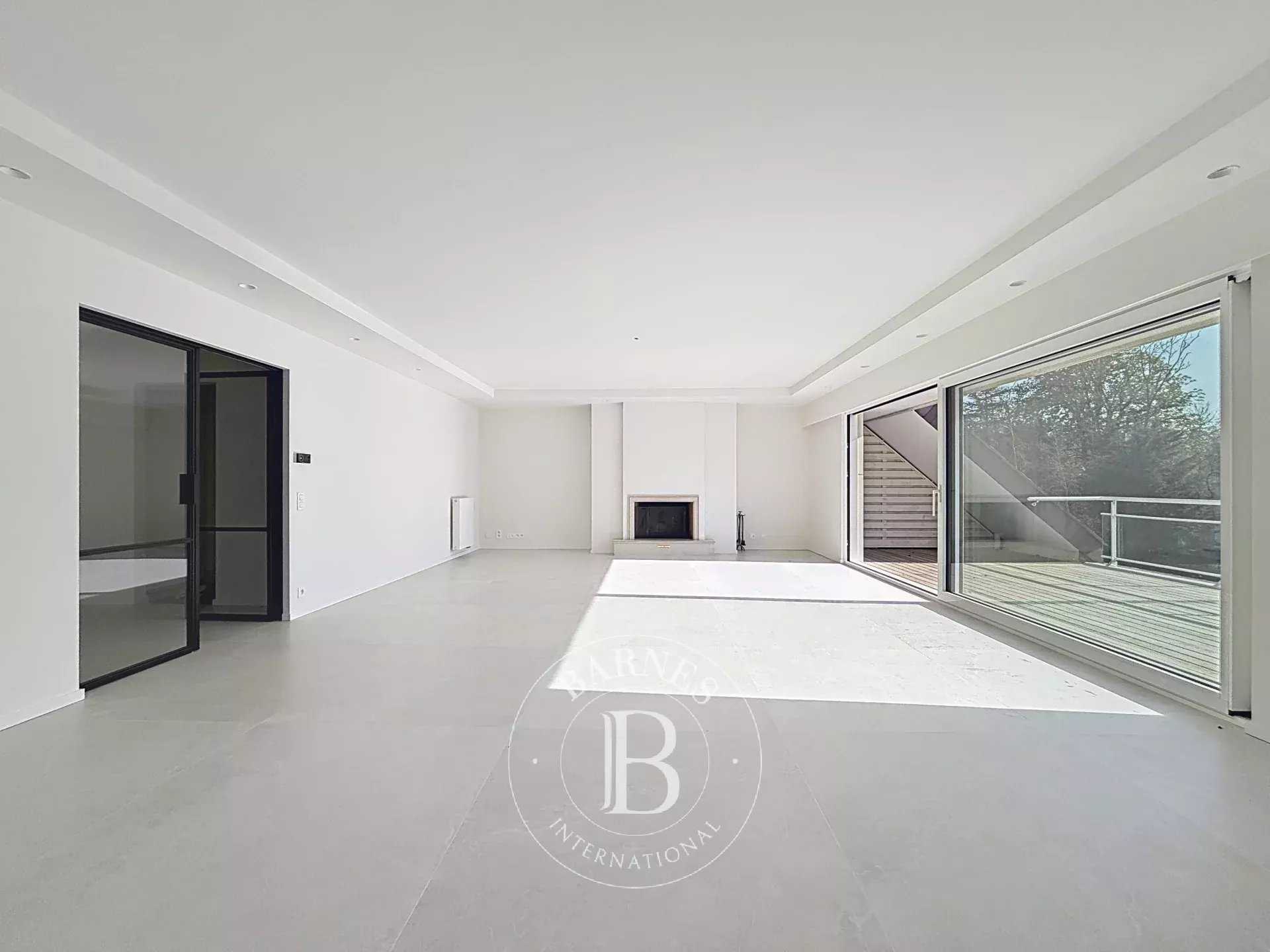 Appartement Uccle  -  ref 85932606 (picture 2)