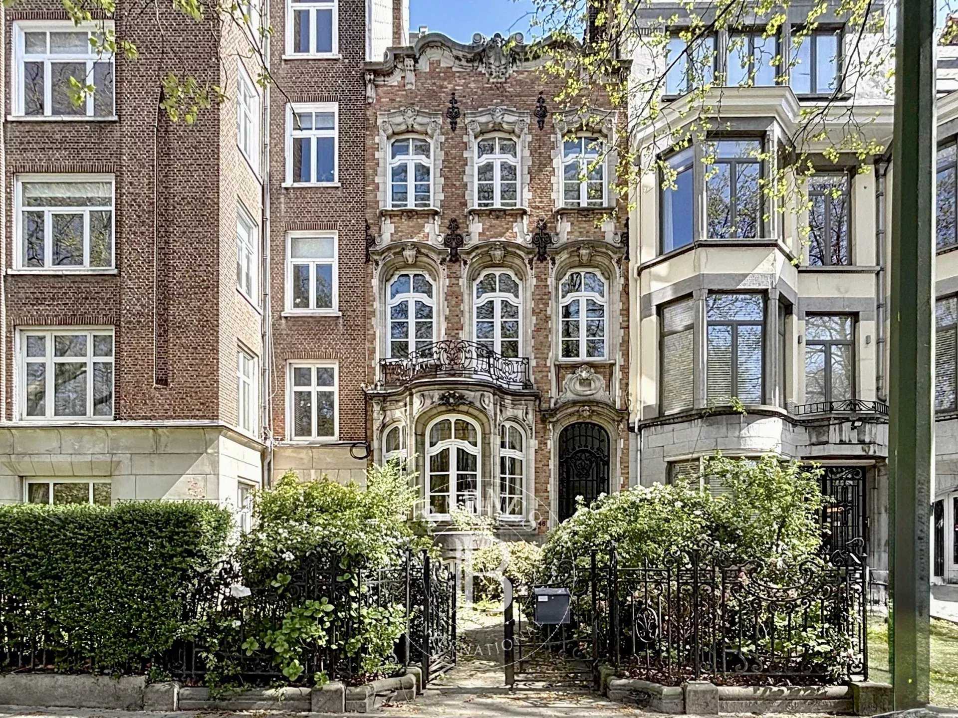 House Woluwe-Saint-Lambert  -  ref 85943104 (picture 1)