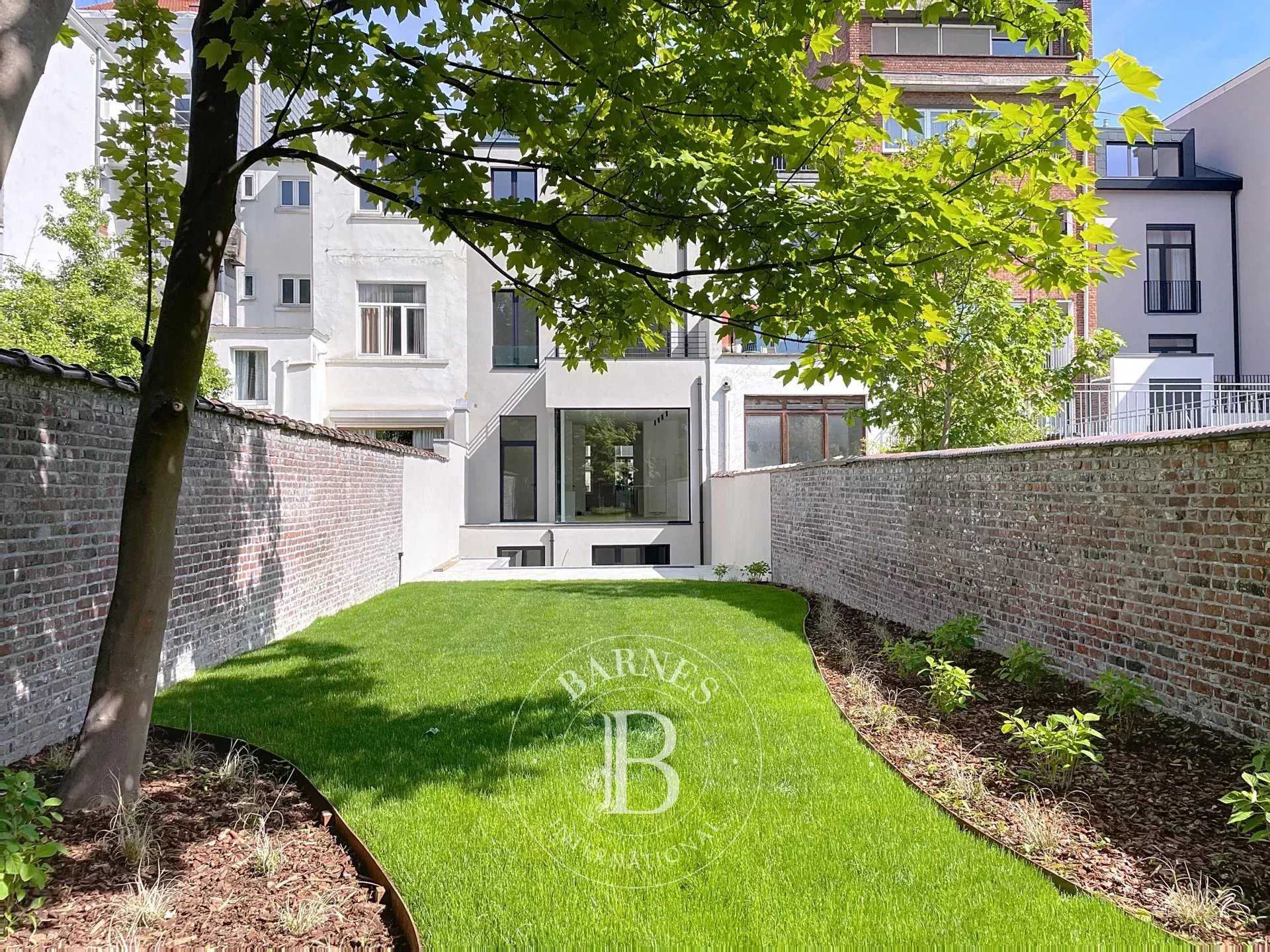 Appartement Ixelles  -  ref 85862935 (picture 1)