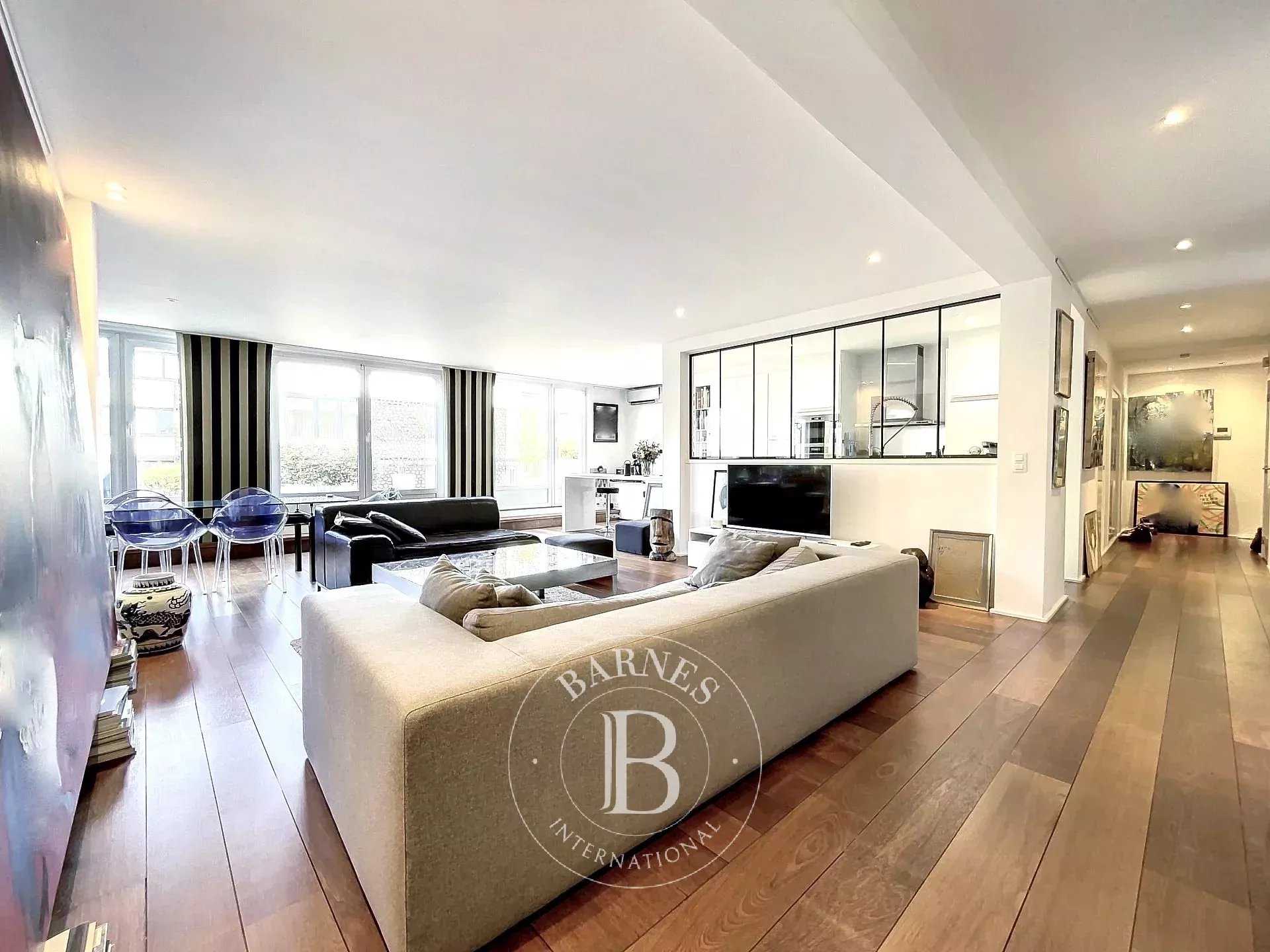 Appartement Bruxelles  -  ref 84799398 (picture 1)