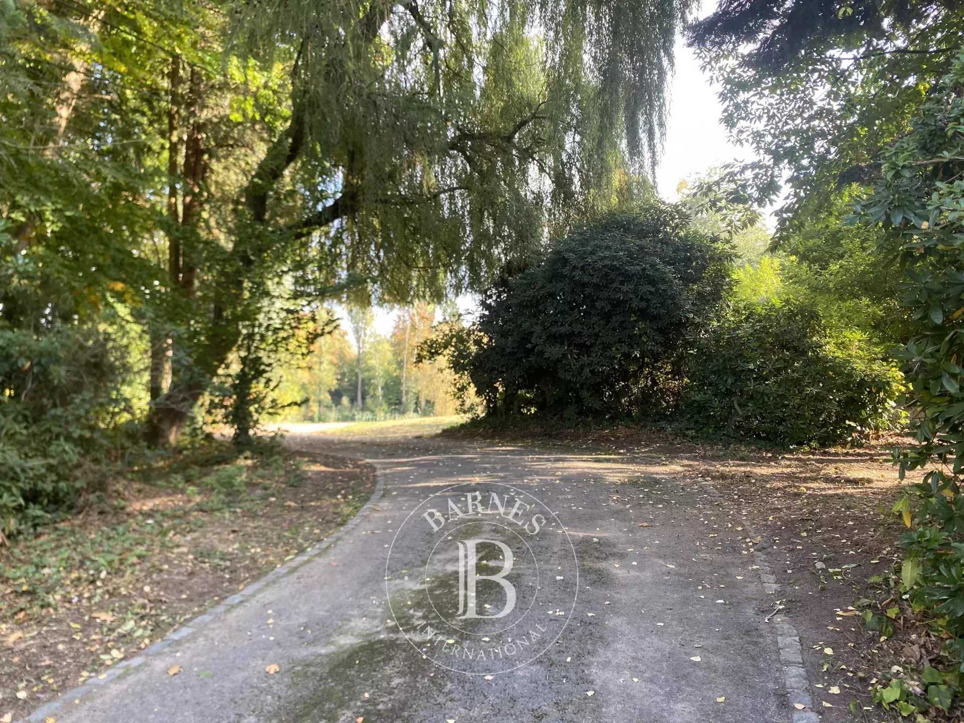 Plot of land Lasne  -  ref 86333564 (picture 1)