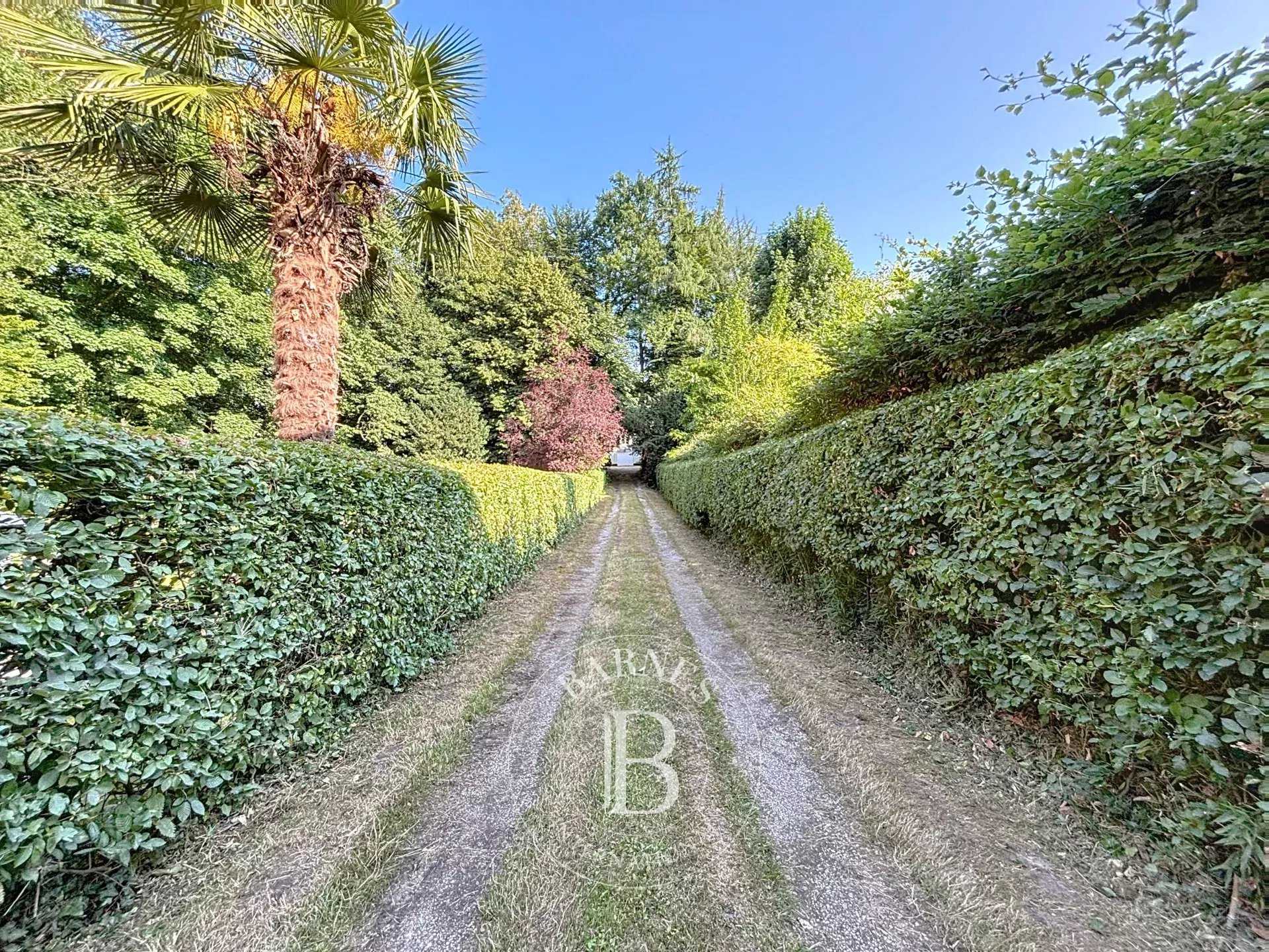 House Uccle  -  ref 86372635 (picture 1)