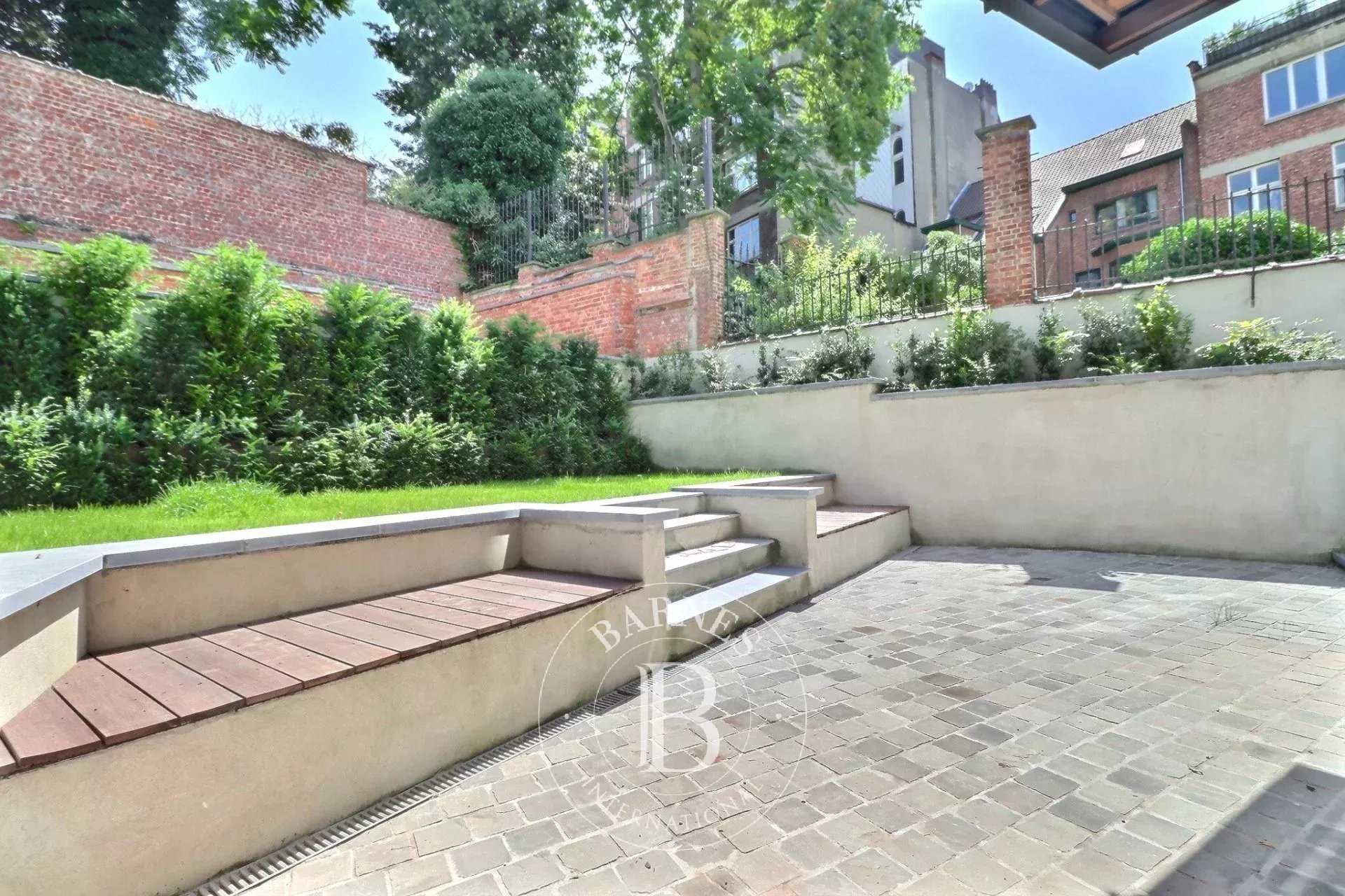 Apartment Ixelles  -  ref 86407638 (picture 2)