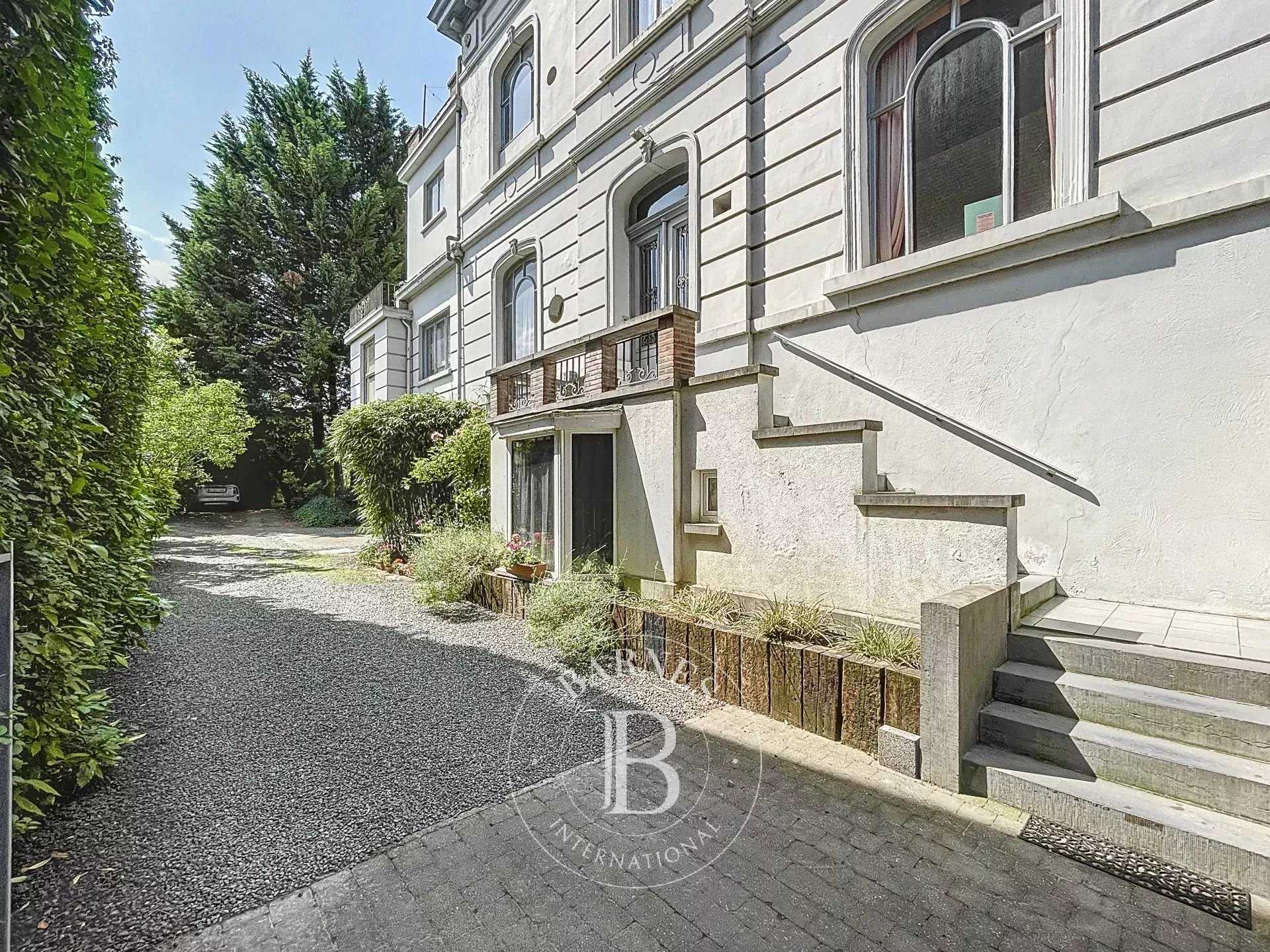 Building Uccle  -  ref 85984435 (picture 2)