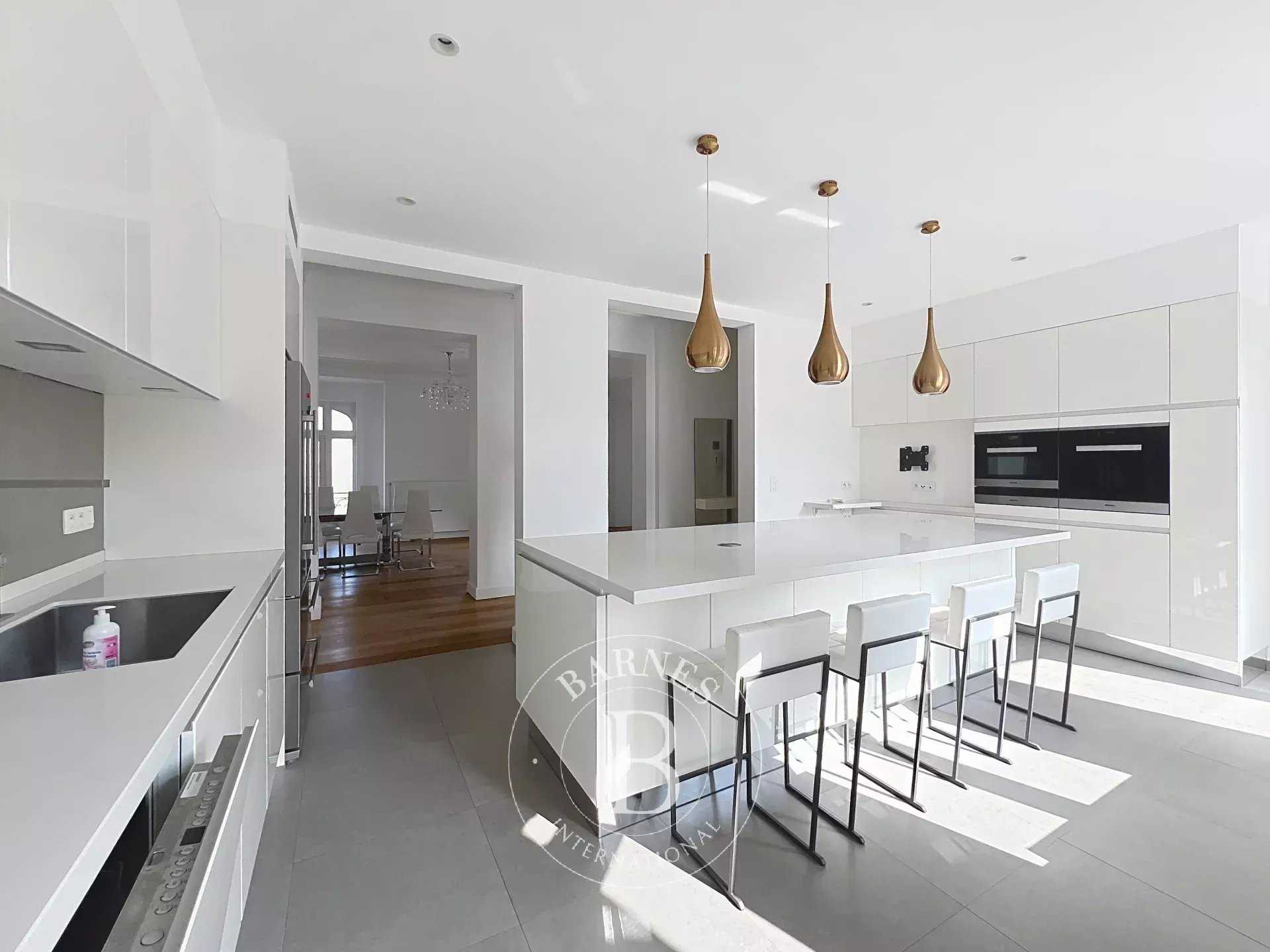 Apartment Ixelles  -  ref 85780887 (picture 2)