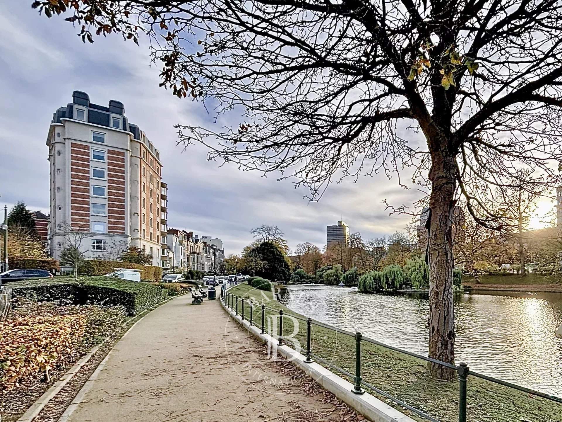 Ixelles  - Apartment 4 Bedrooms - picture 1