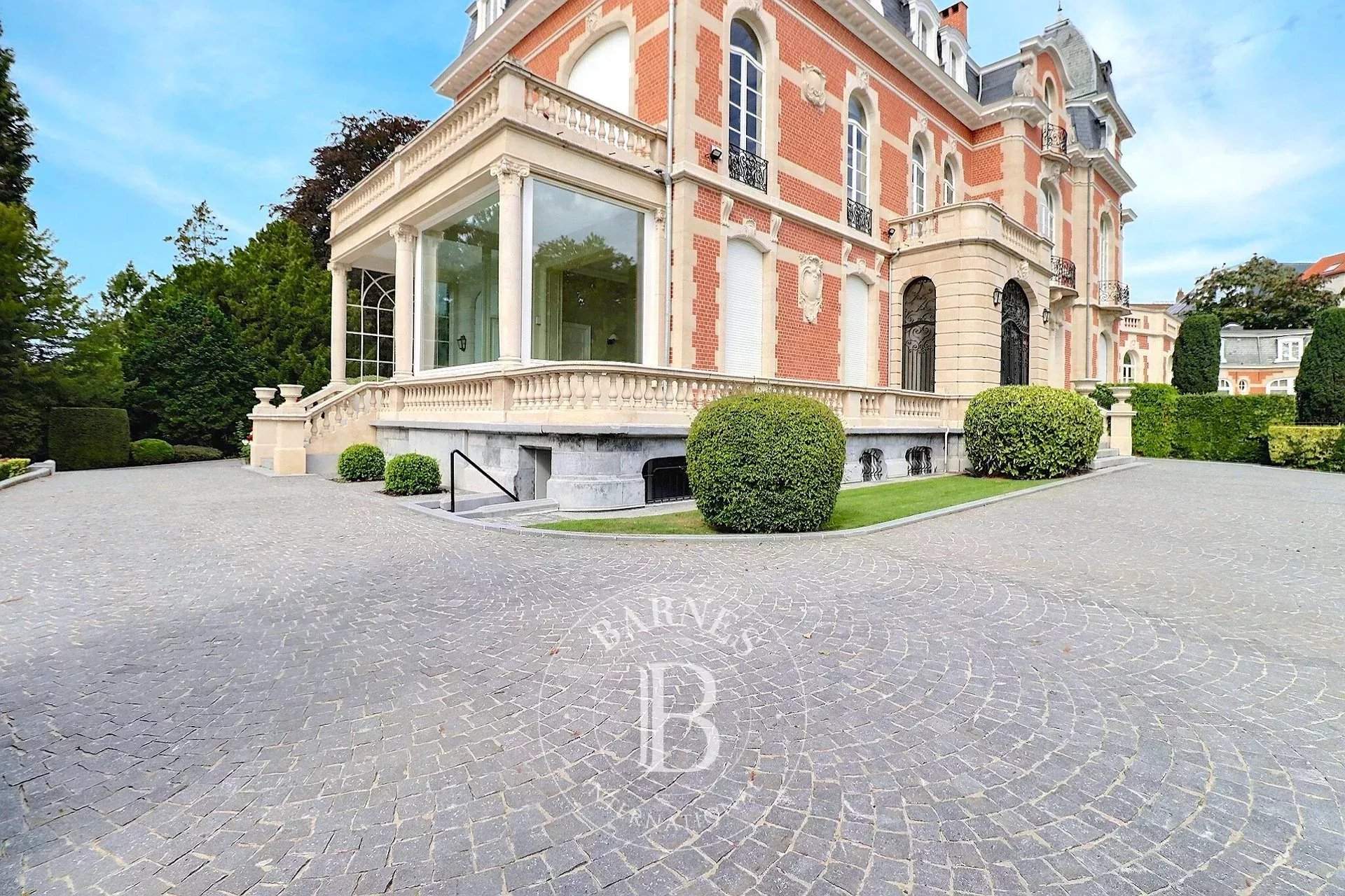 Woluwe-Saint-Pierre  - Offices 6 Bedrooms - picture 2