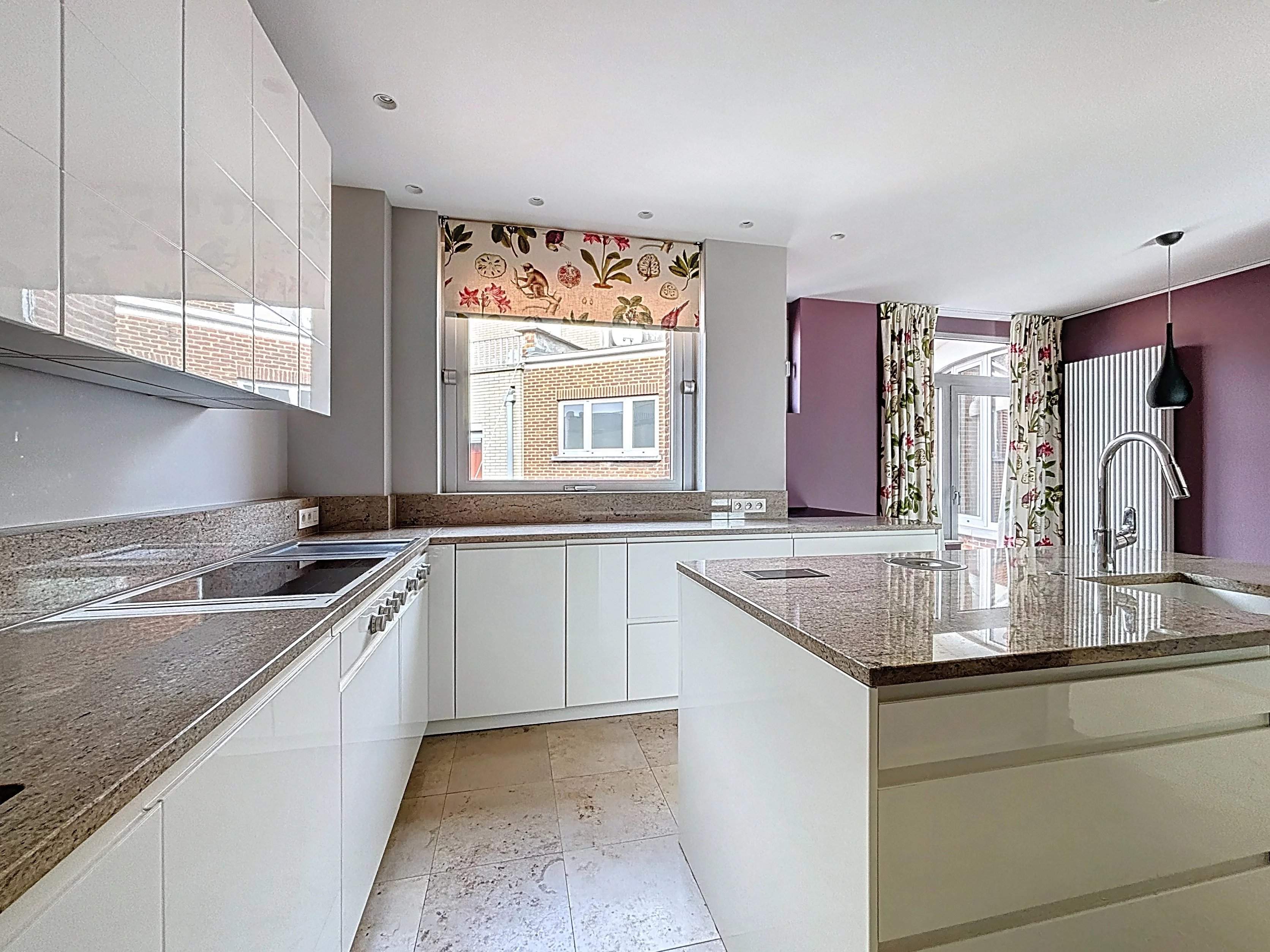 Uccle  - Appartement 10 Pi&egrave;ces 4 Chambres - picture 7