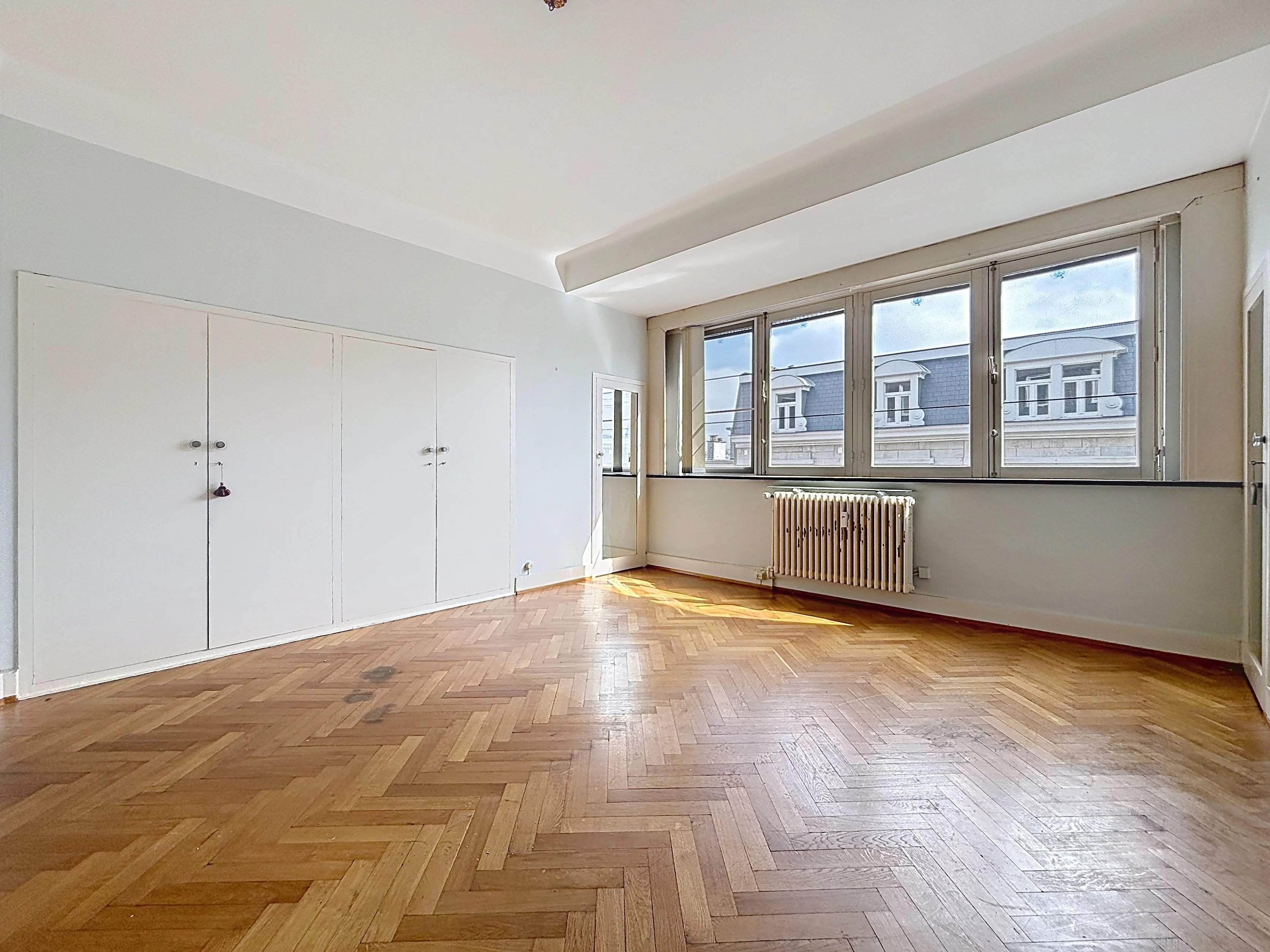 Ixelles  - Appartement 8 Pi&egrave;ces 3 Chambres - picture 10