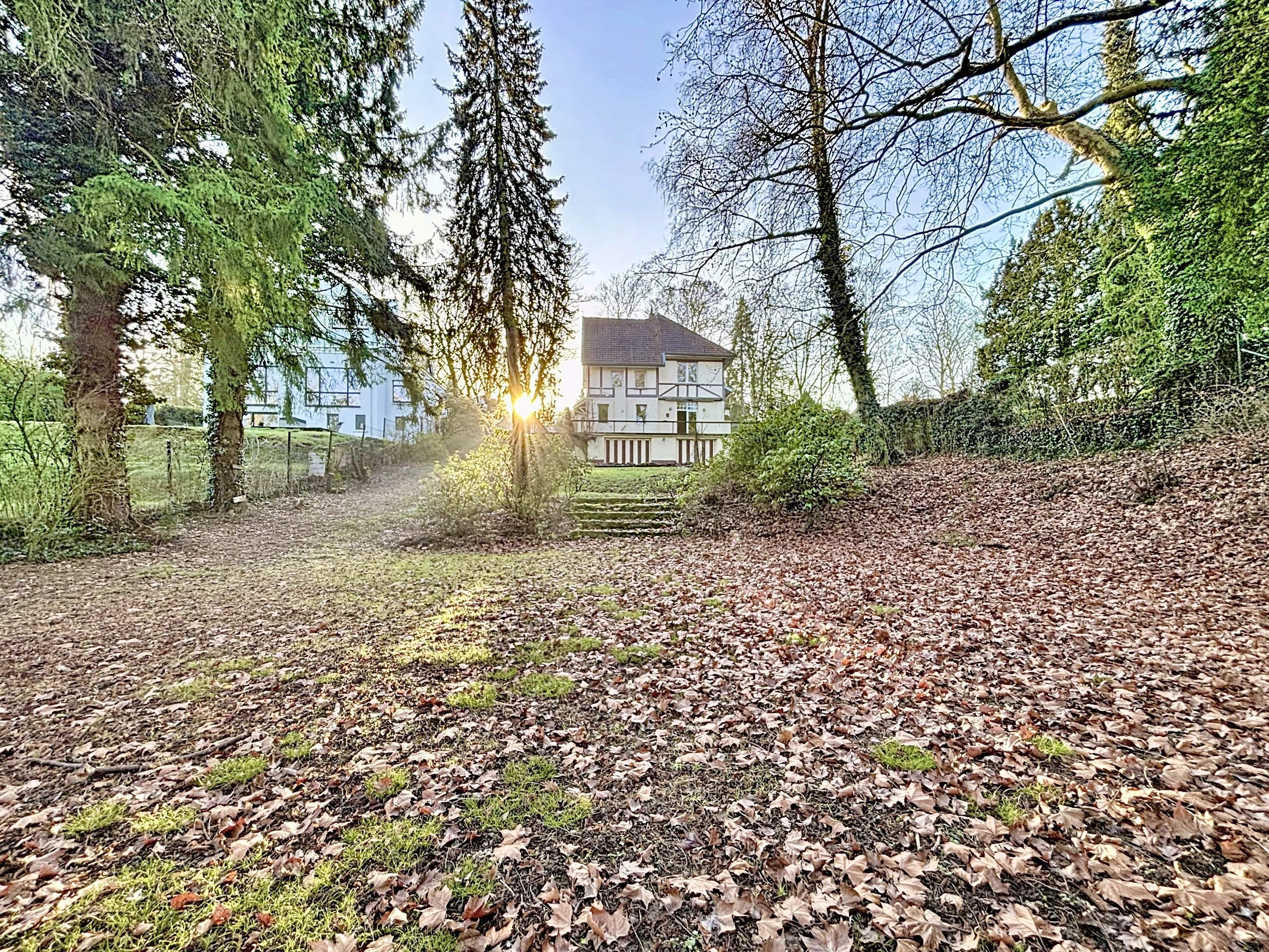 Uccle  - Maison 8 Pi&egrave;ces 4 Chambres - picture 8