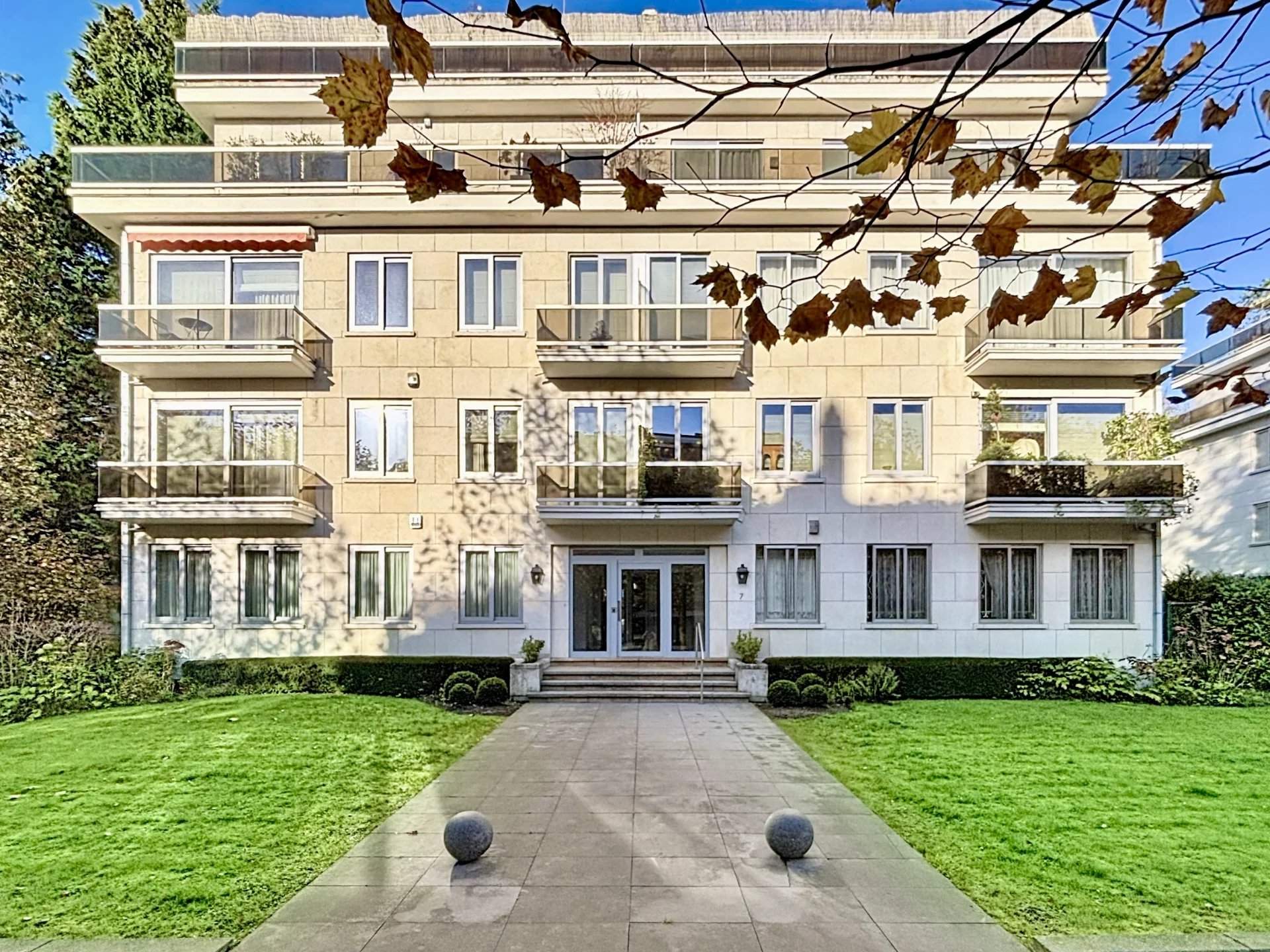 Ixelles  - Appartement 7 Pi&egrave;ces 3 Chambres - picture 15