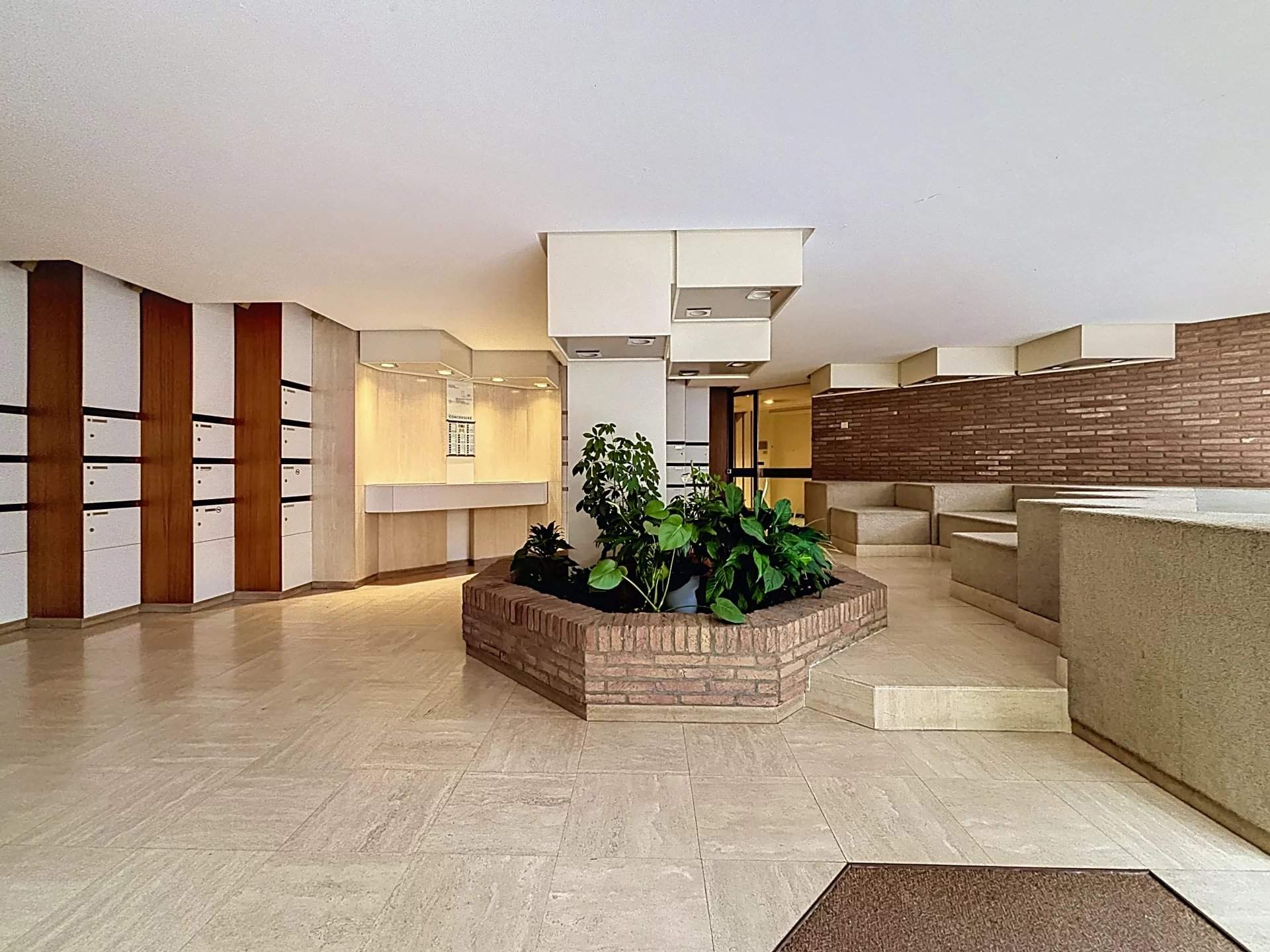 Uccle  - Apartment 2 Bedrooms - picture 14