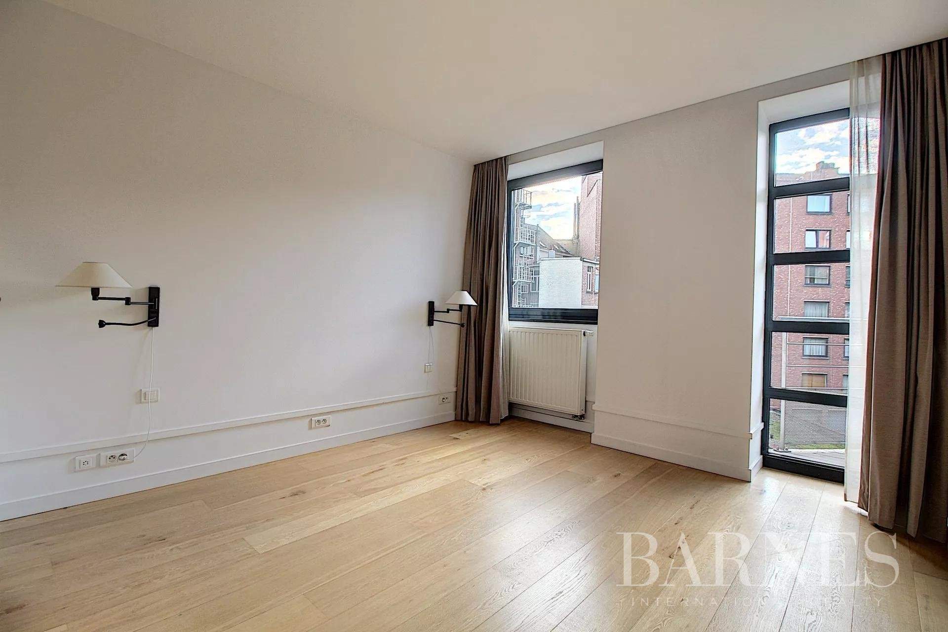 Ixelles  - Appartement 5 Pièces 3 Chambres - picture 13