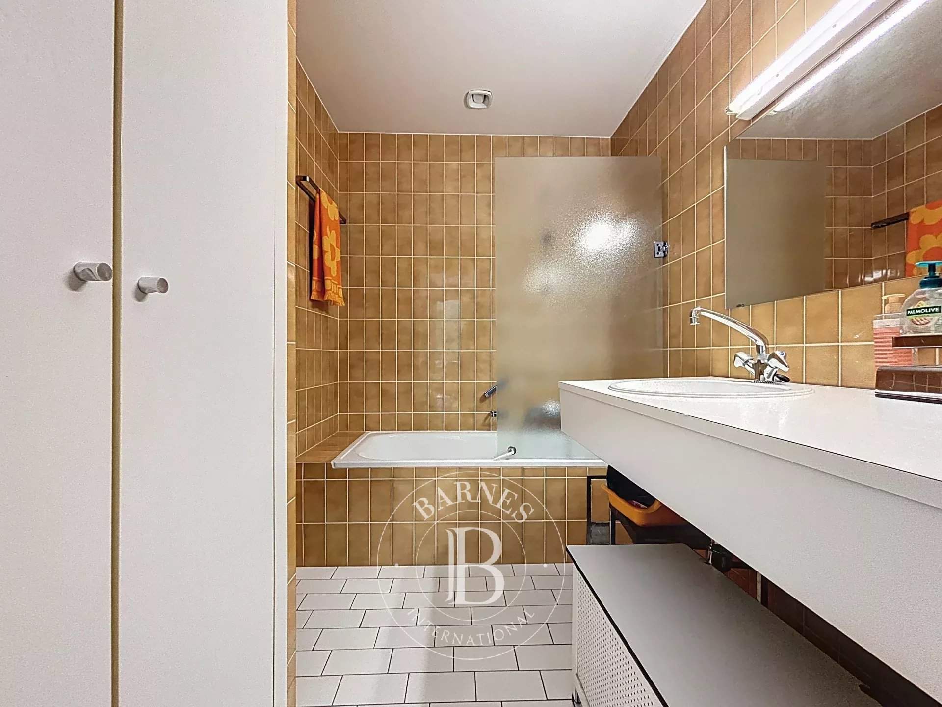 Uccle  - Apartment 2 Bedrooms - picture 11