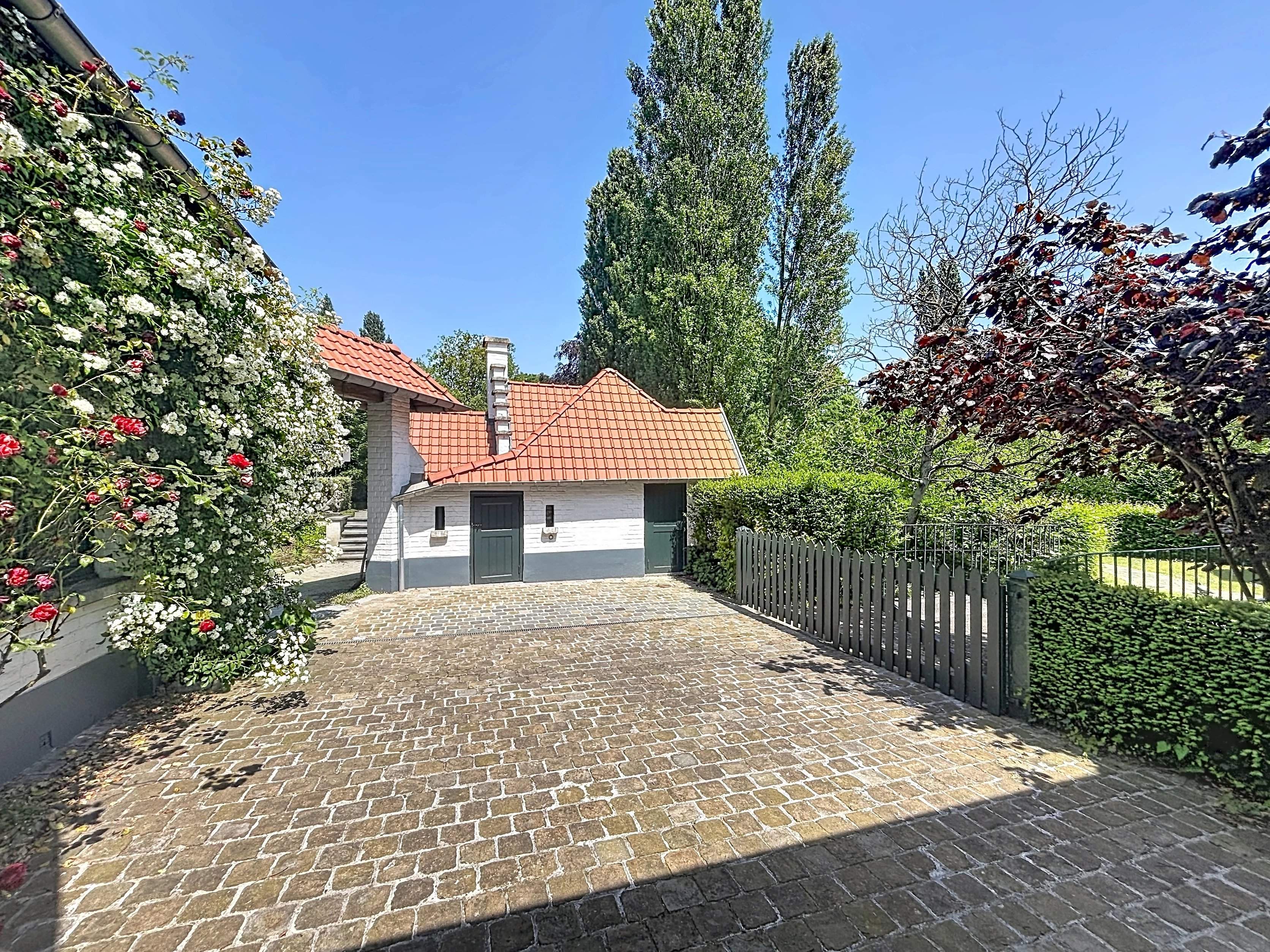 Woluwe-Saint-Pierre  - Maison  - picture 2
