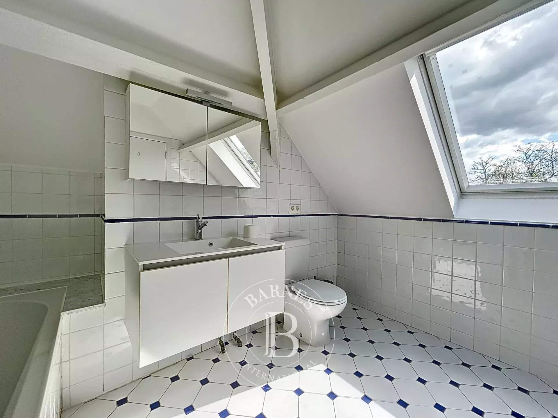 Uccle  - House 5 Bedrooms - picture 20