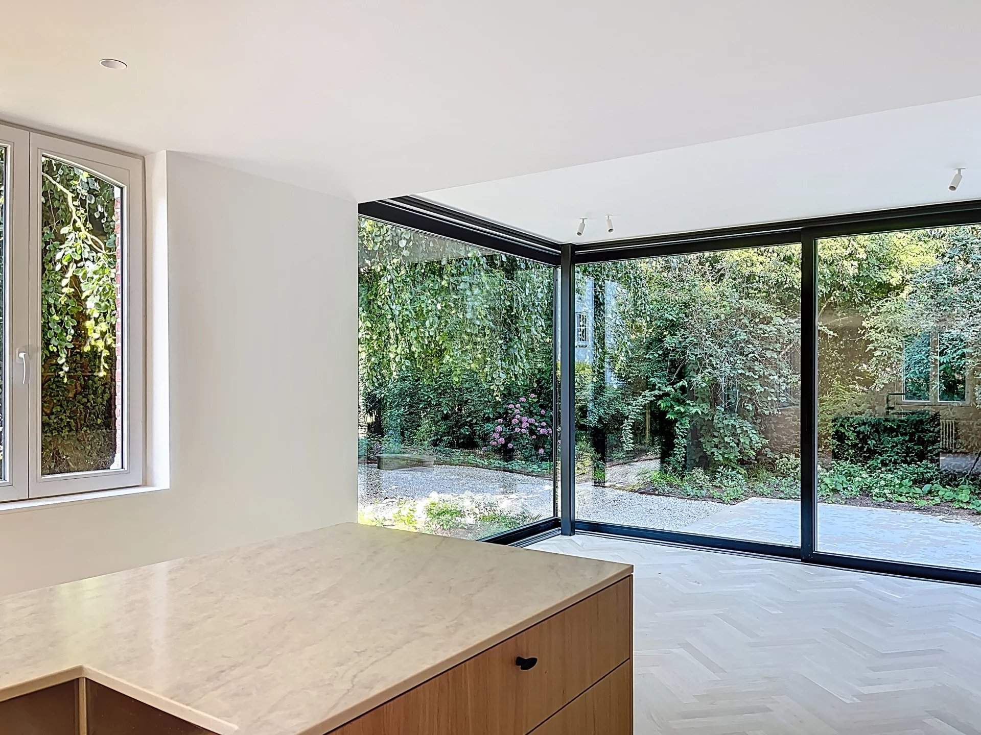 Uccle  - Maison 19 Pi&egrave;ces 5 Chambres - picture 6