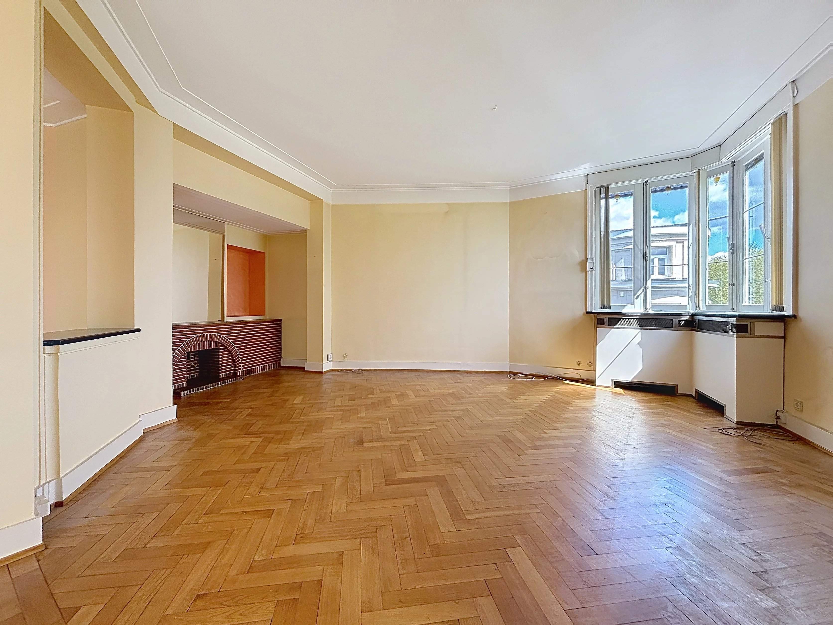 Ixelles  - Appartement 8 Pi&egrave;ces 3 Chambres - picture 7