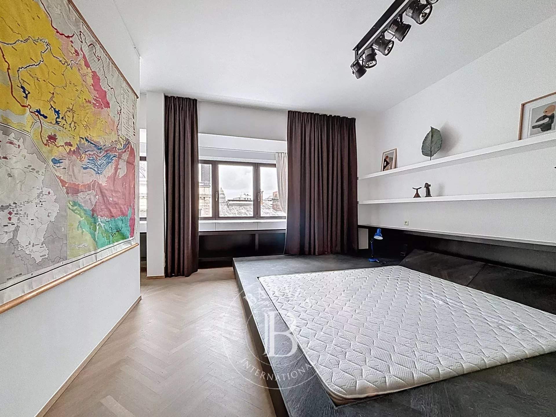 Saint-Gilles  - Appartement 7 Pi&egrave;ces 2 Chambres - picture 14