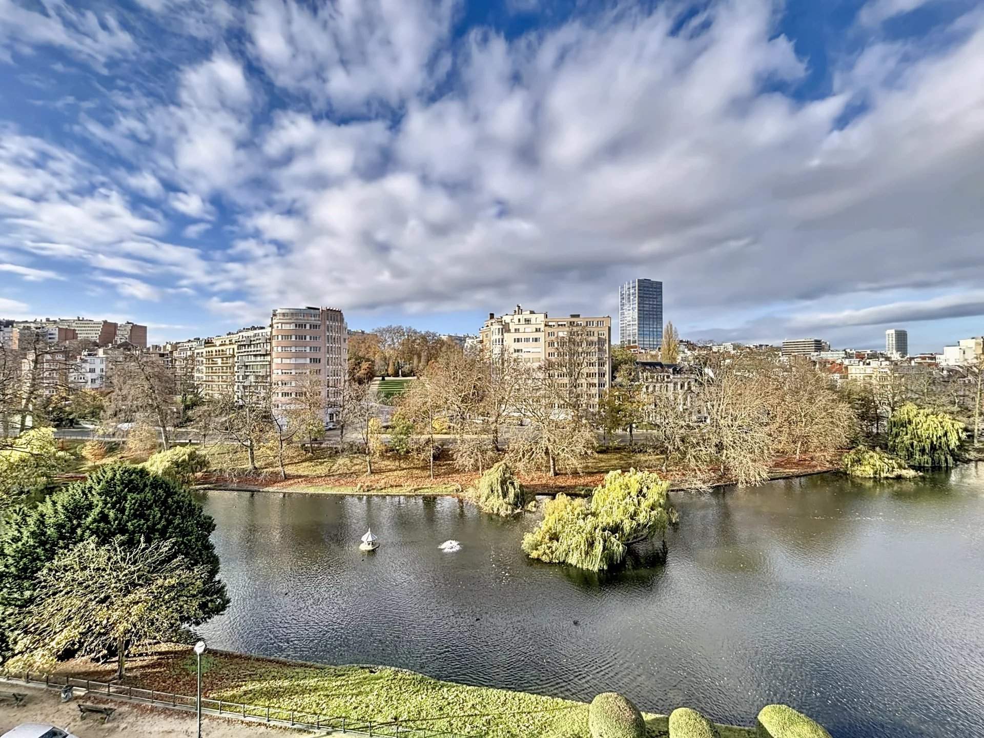 Ixelles  - Appartement 8 Pi&egrave;ces 4 Chambres - picture 7