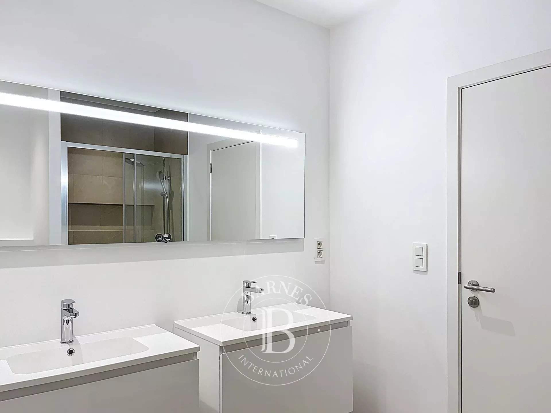 Bruxelles  - Piso 10 Cuartos 3 Habitaciones - picture 9