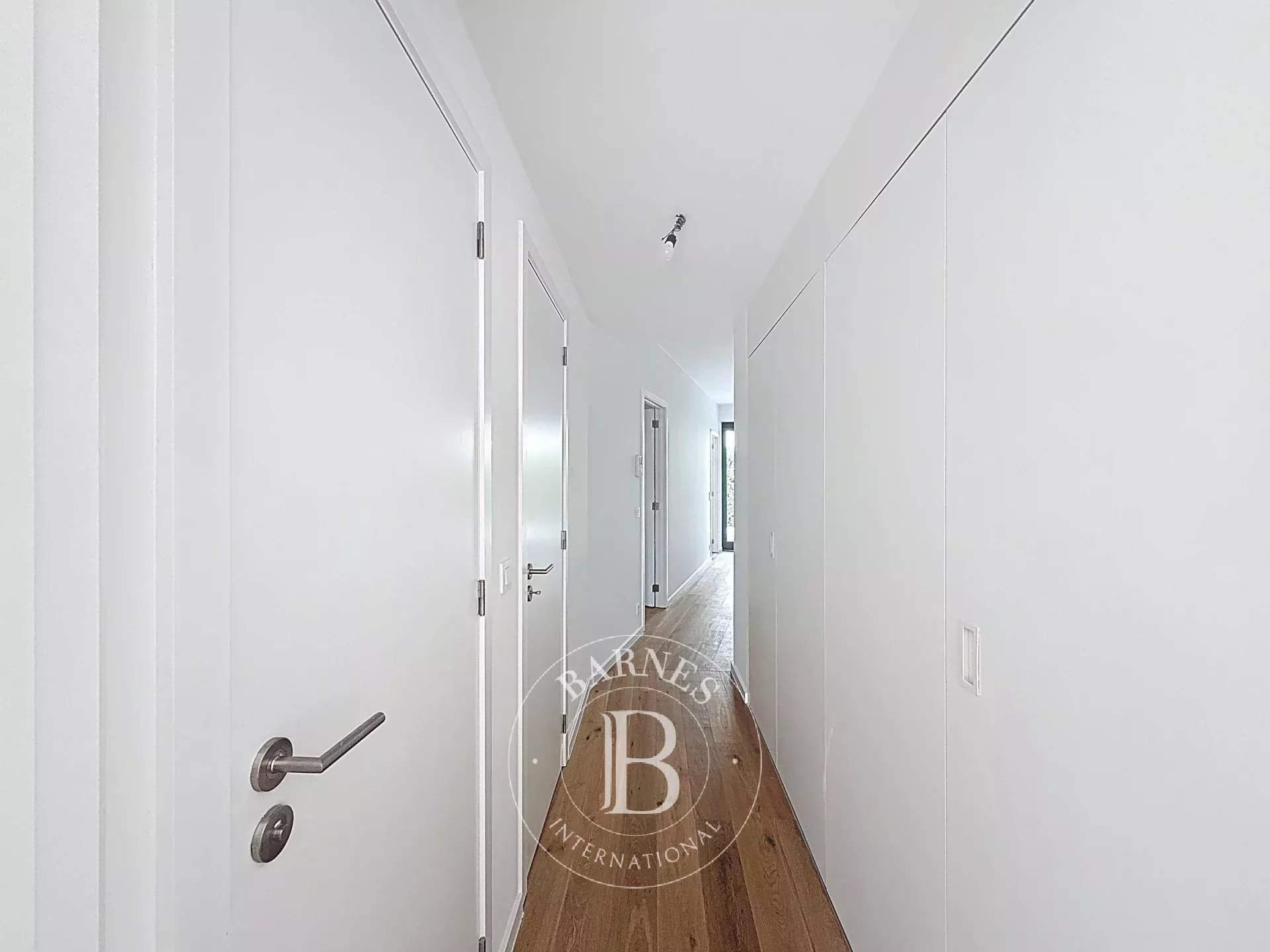 Uccle  - Apartment 2 Bedrooms - picture 6