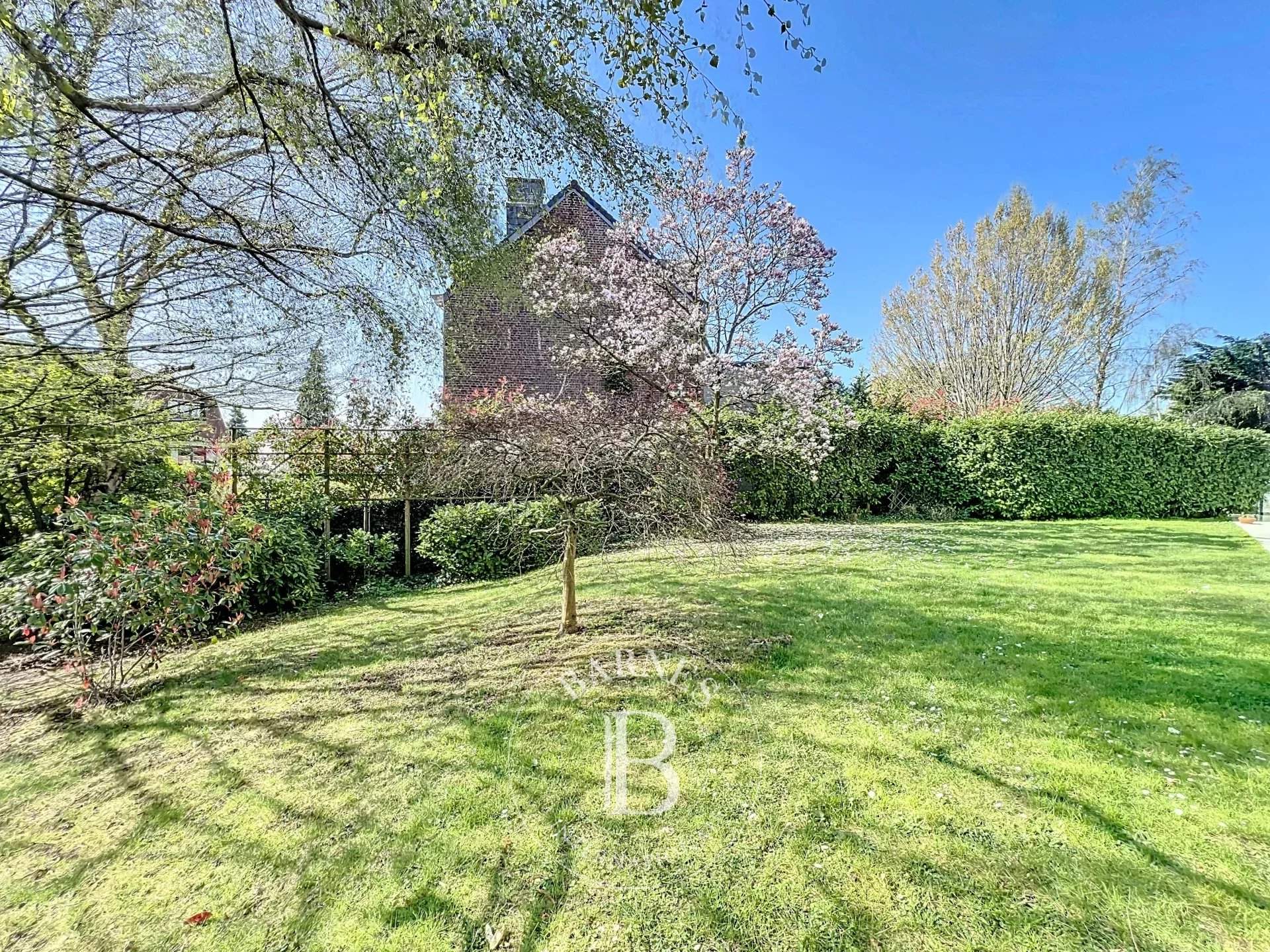 Uccle  - Apartment 4 Bedrooms - picture 8