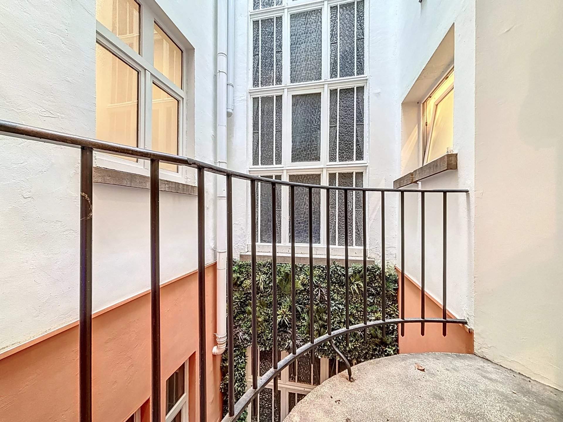 Bruxelles  - Appartement 10 Pi&egrave;ces 2 Chambres - picture 10