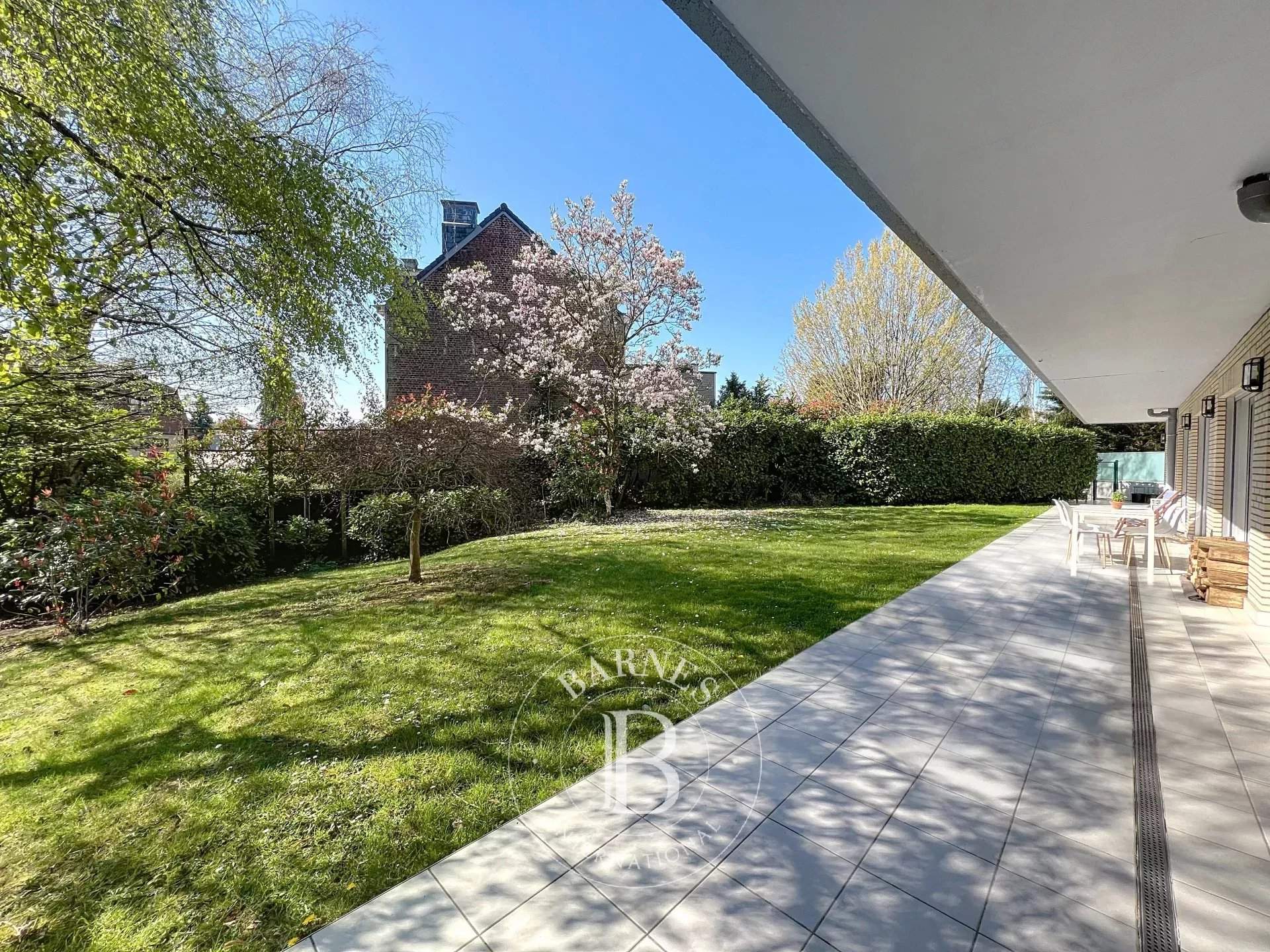 Uccle  - Apartment 4 Bedrooms - picture 19