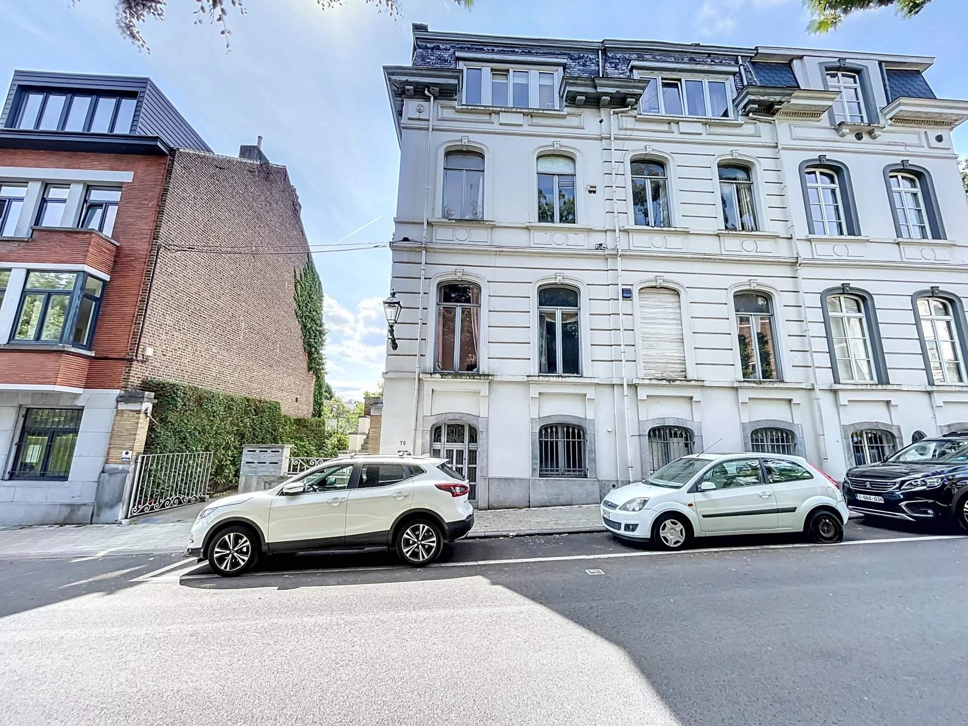 Uccle  - Immeuble  - picture 1