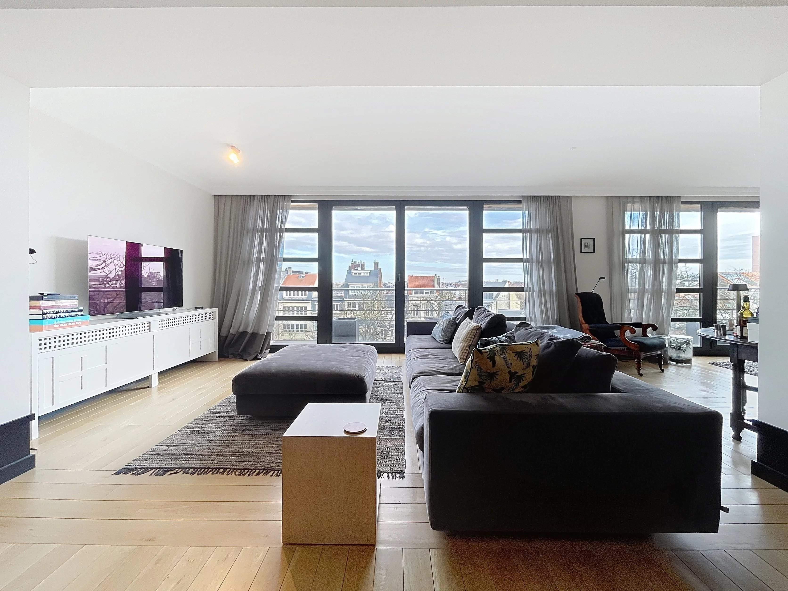 Bruxelles  - Appartement 8 Pi&egrave;ces 3 Chambres - picture 5