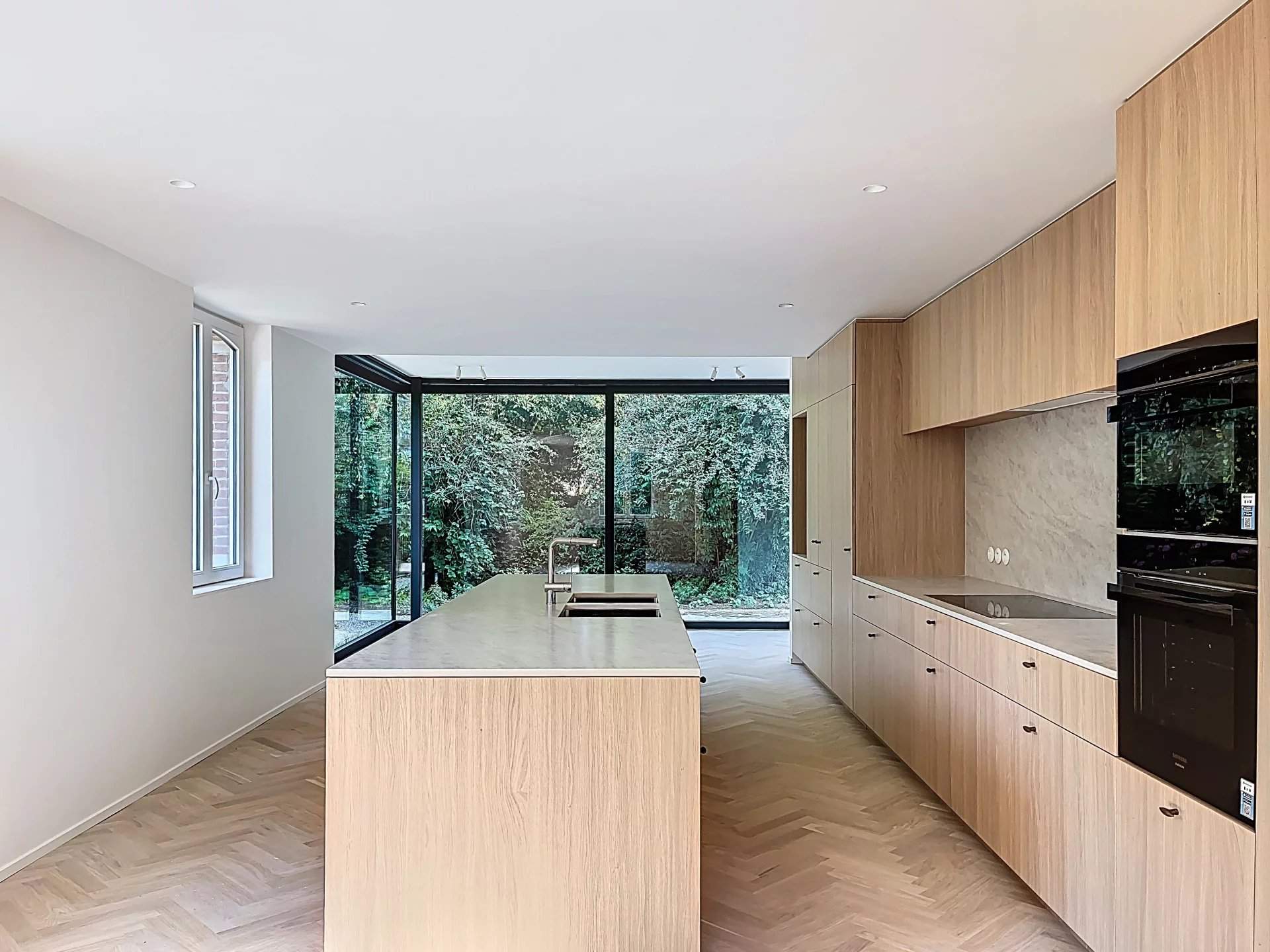 Uccle  - Maison 19 Pi&egrave;ces 5 Chambres - picture 7