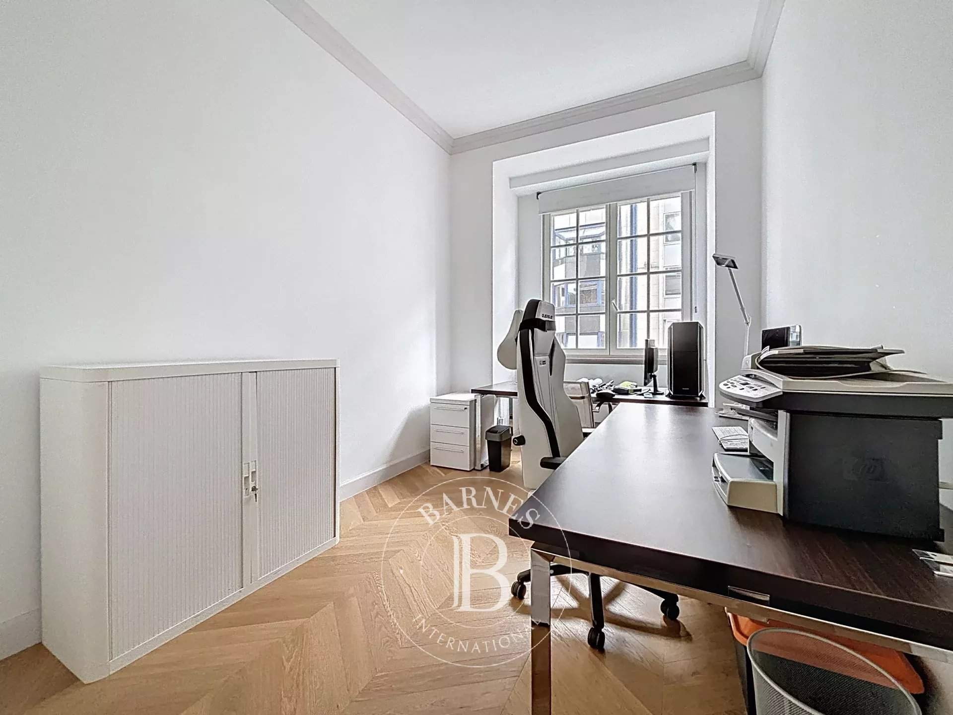 Bruxelles  - Appartement 10 Pièces 2 Chambres - picture 14