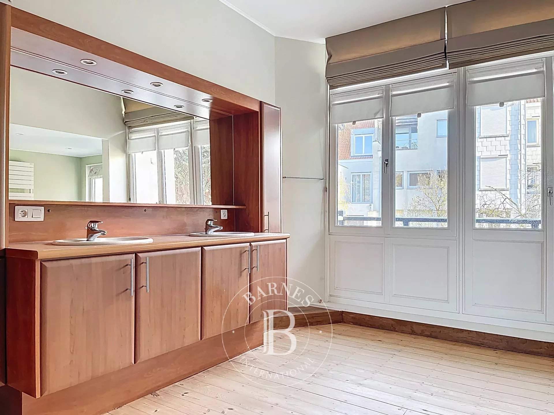 Uccle  - Maison 12 Pi&egrave;ces 5 Chambres - picture 11