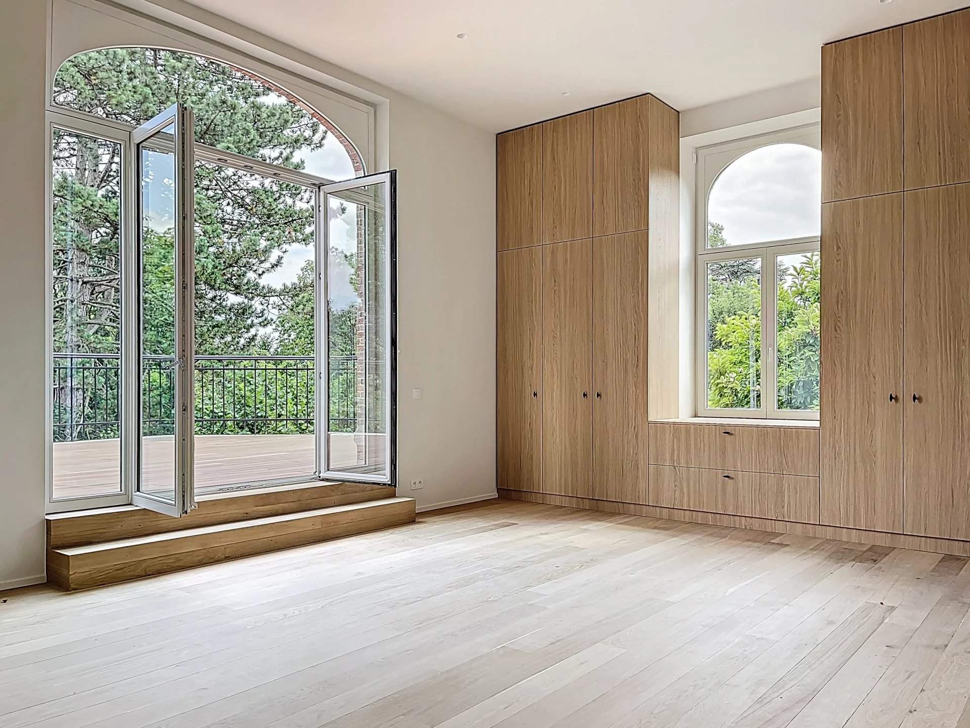 Uccle  - Maison 19 Pi&egrave;ces 5 Chambres - picture 12